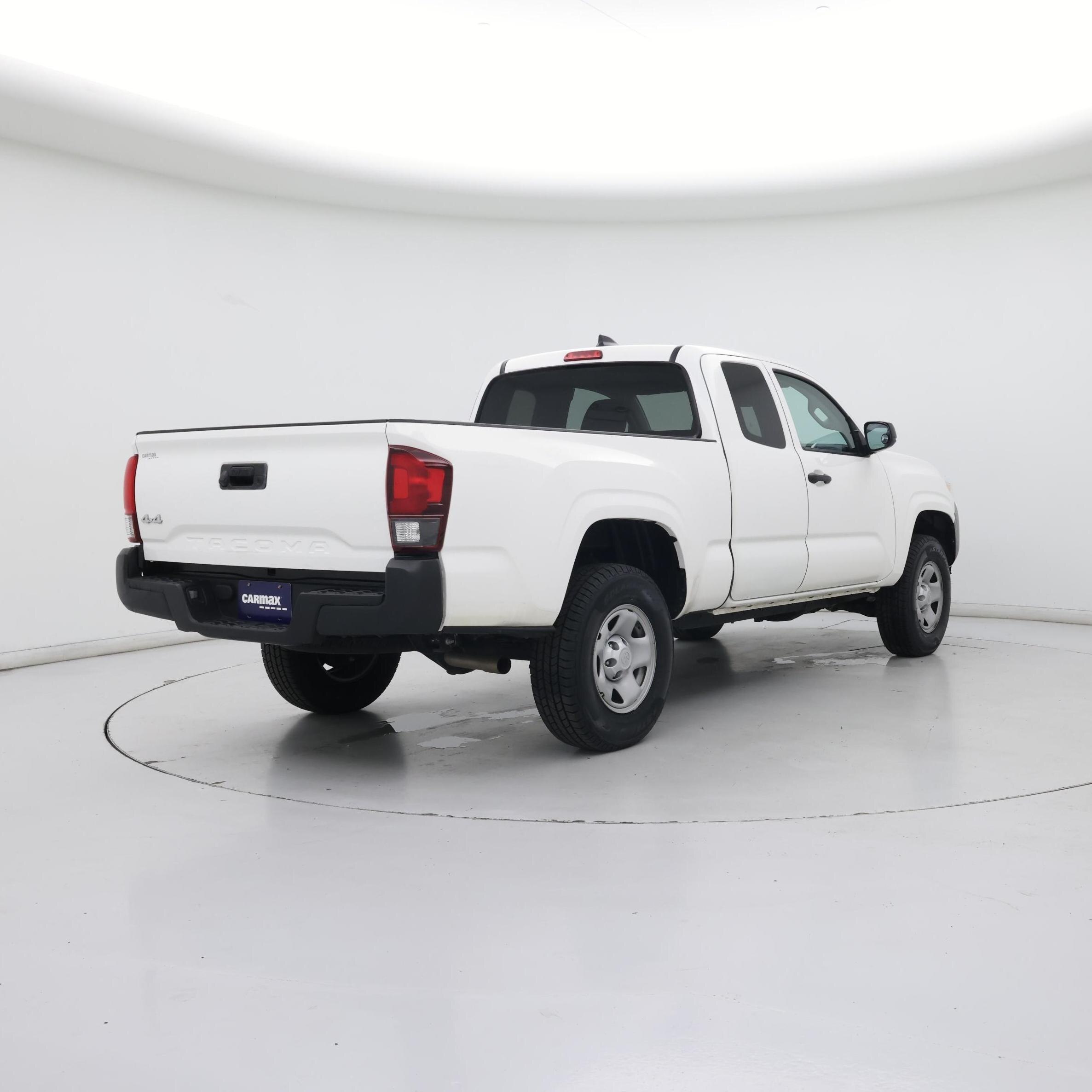 Thumbnail: 2021 Toyota Tacoma - 8