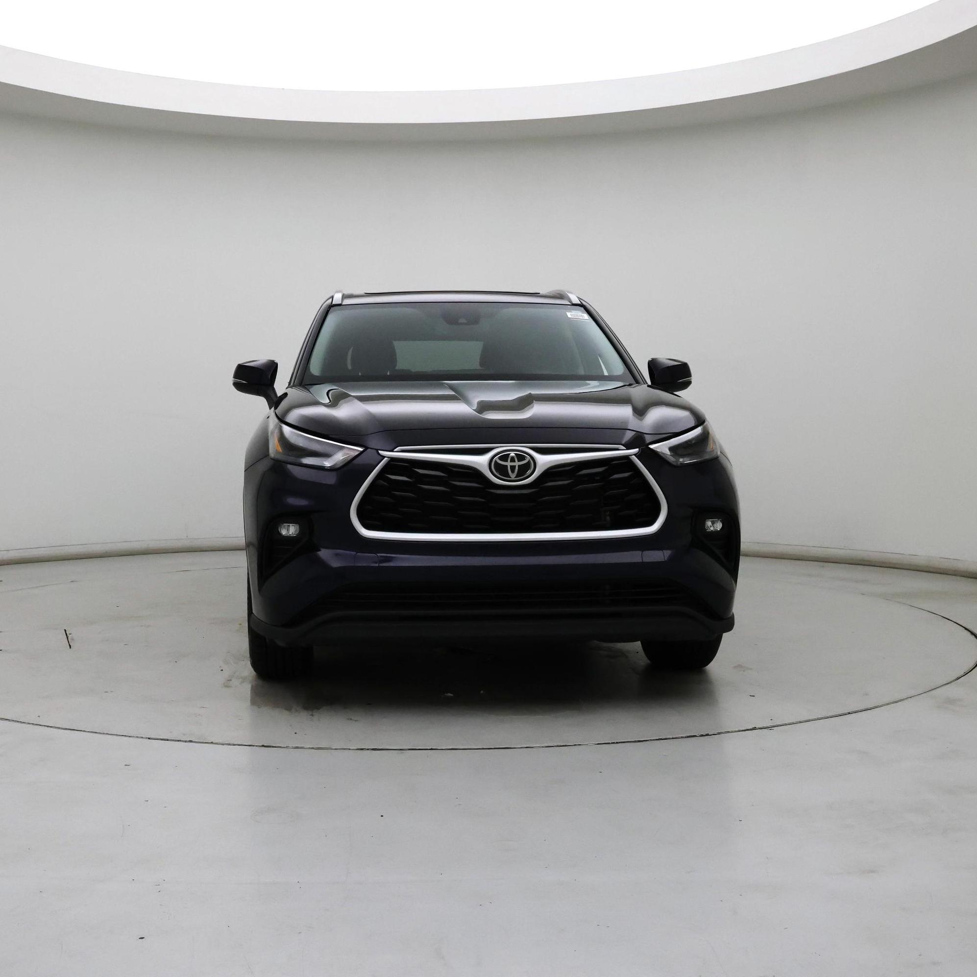 Thumbnail: 2022 Toyota Highlander - 5