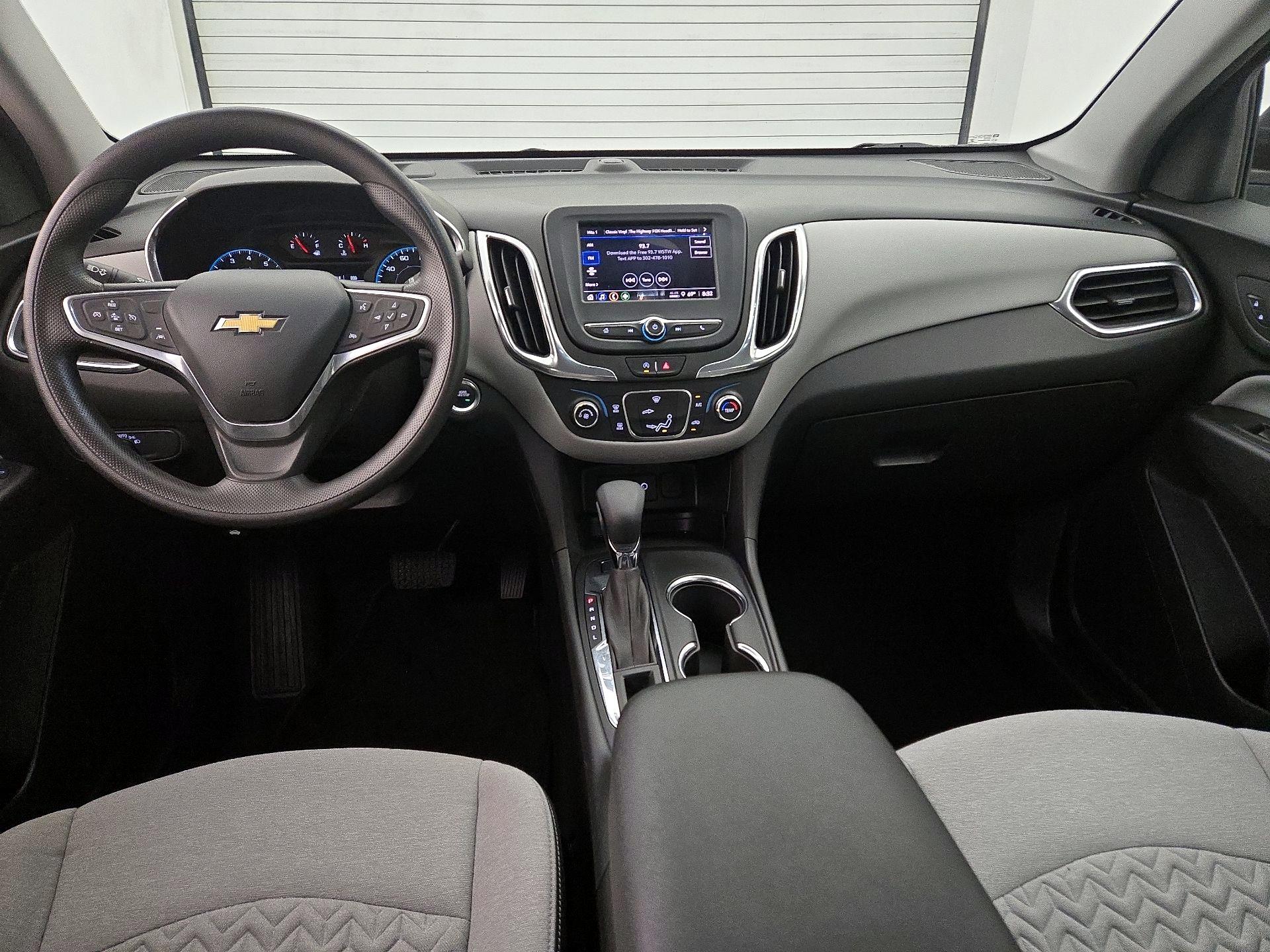 Thumbnail: 2022 Chevrolet Equinox - 9