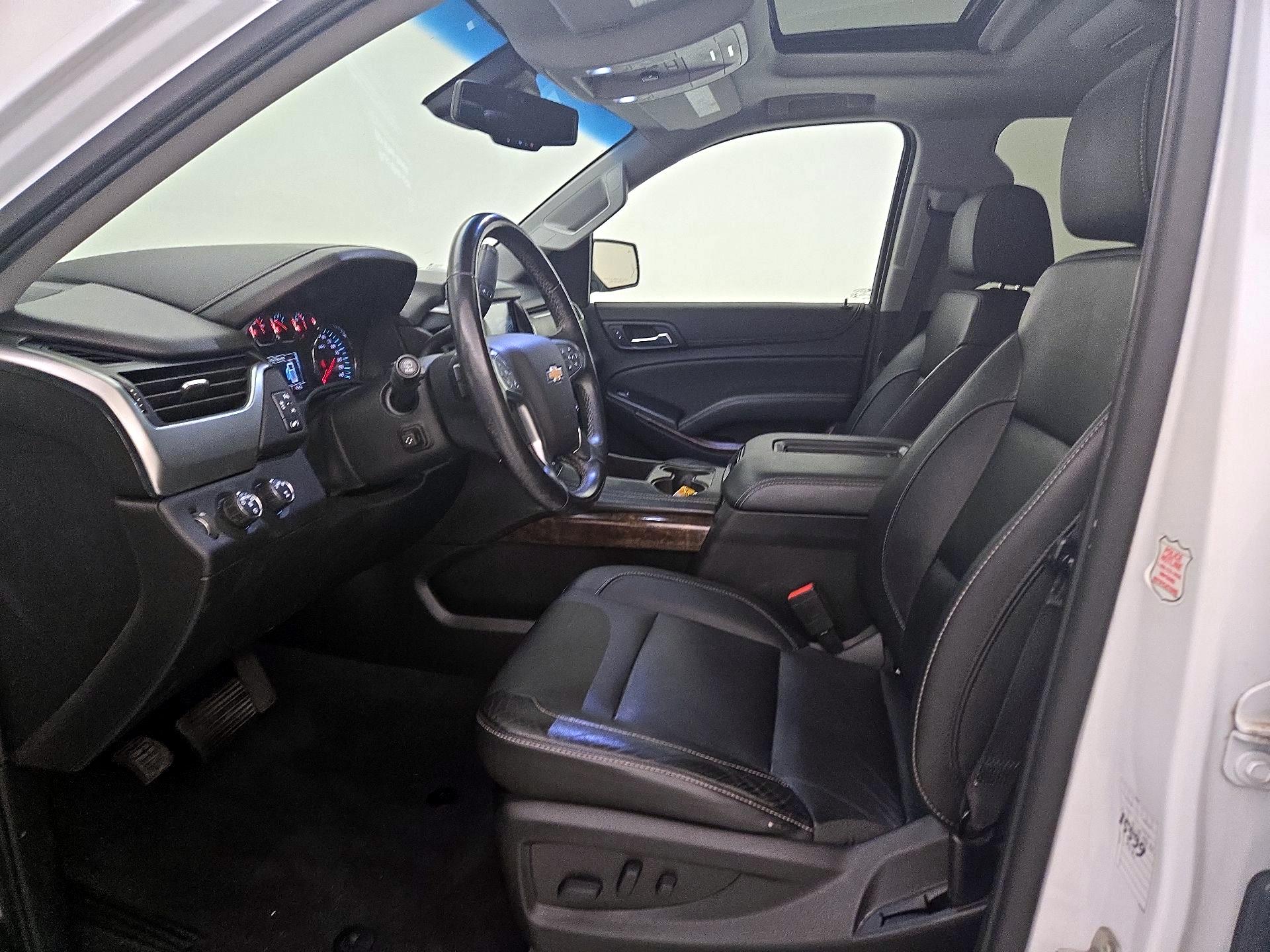 Thumbnail: 2019 Chevrolet Tahoe - 11