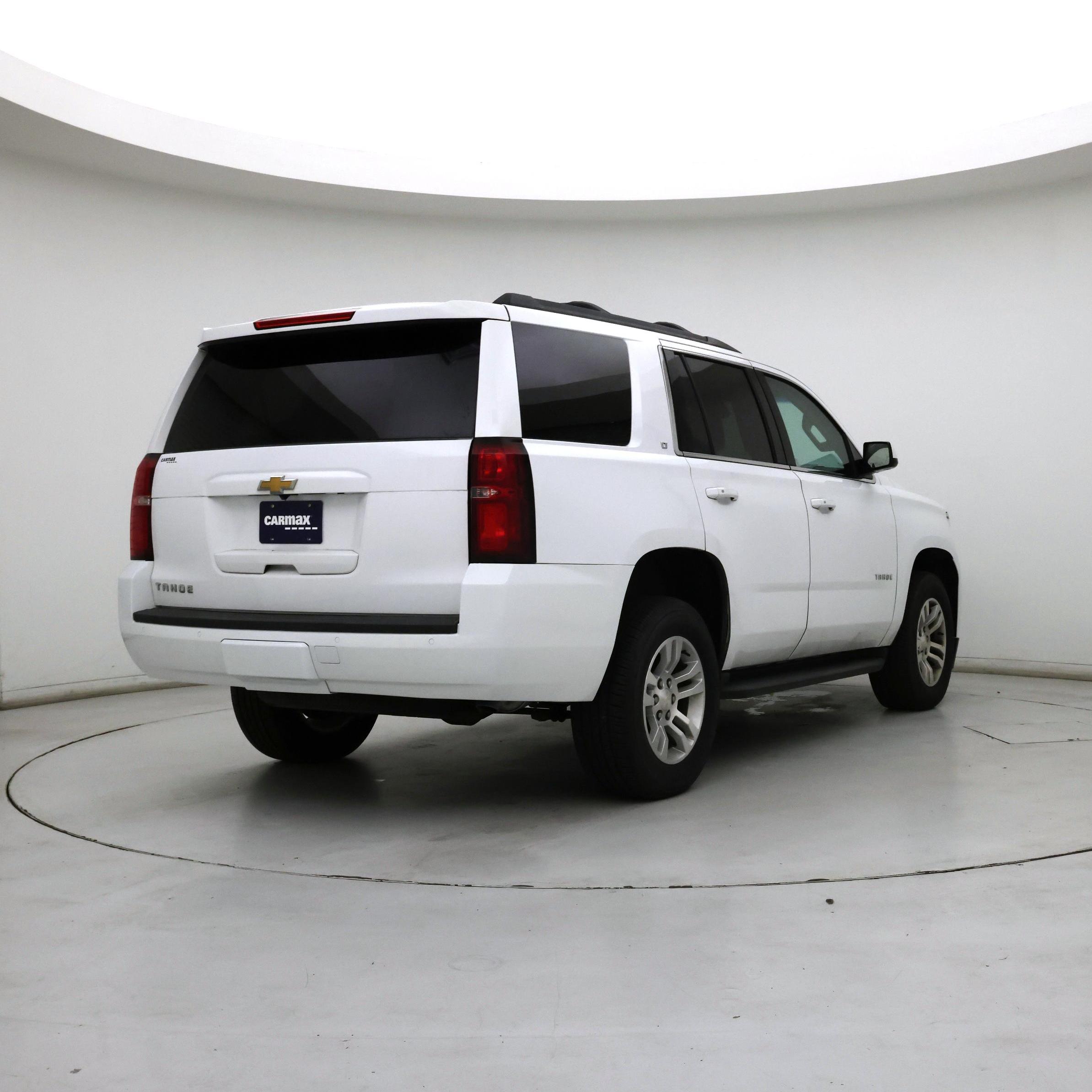 Thumbnail: 2019 Chevrolet Tahoe - 8