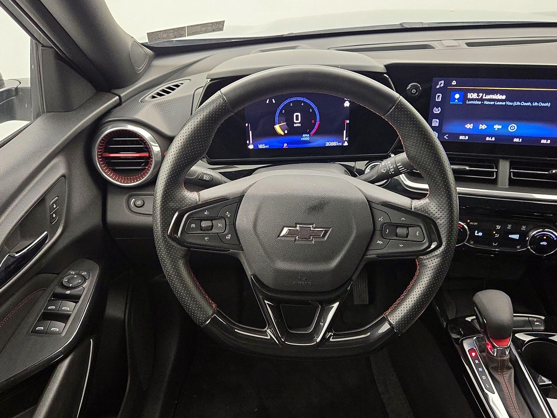 Thumbnail: 2024 Chevrolet Trax - 10