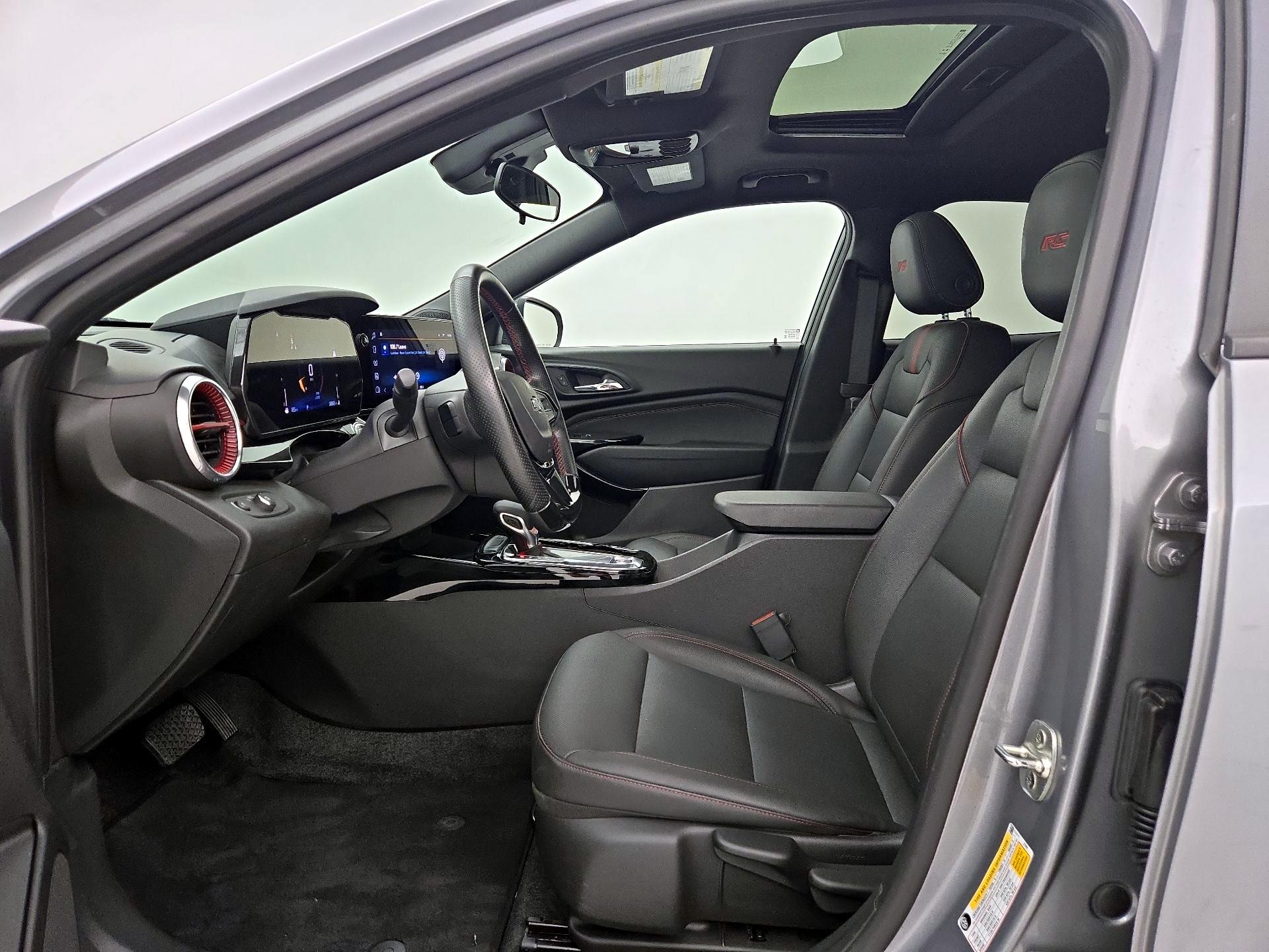 Thumbnail: 2024 Chevrolet Trax - 11