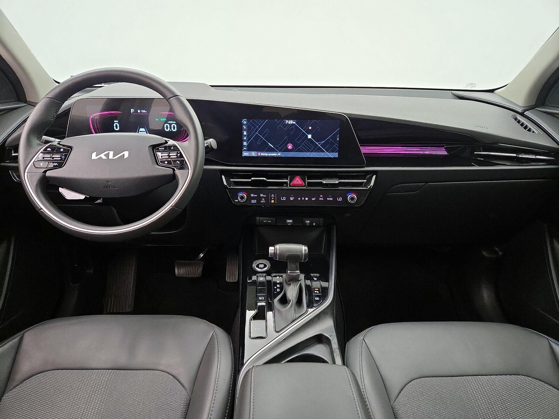 Thumbnail: 2023 Kia Niro - 9