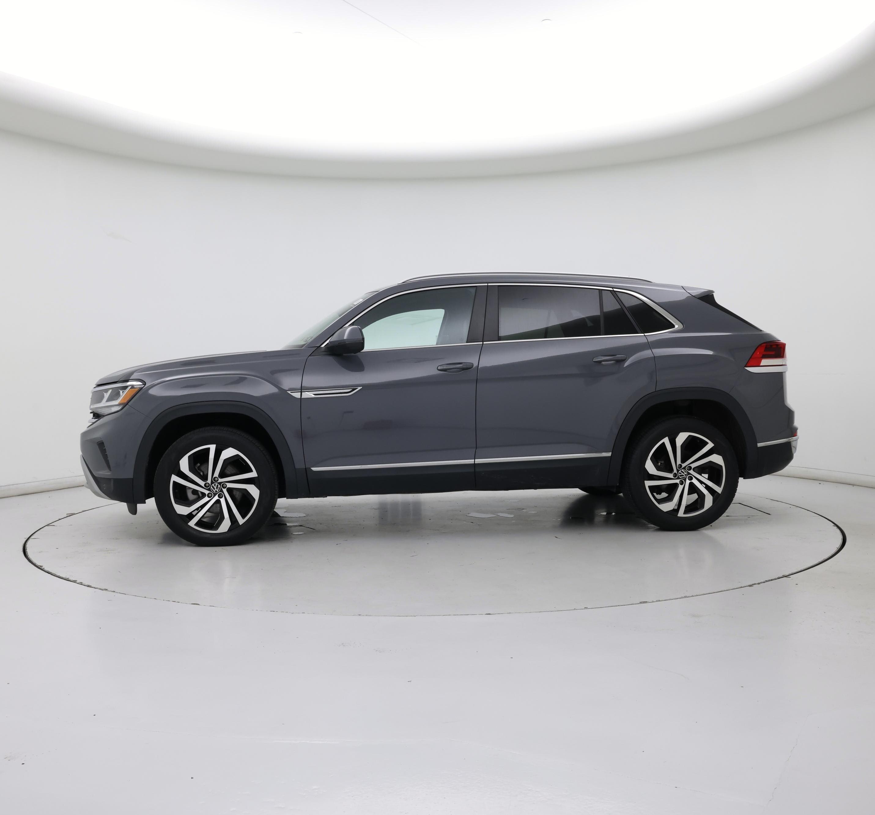 Thumbnail: 2022 Volkswagen Atlas - 3