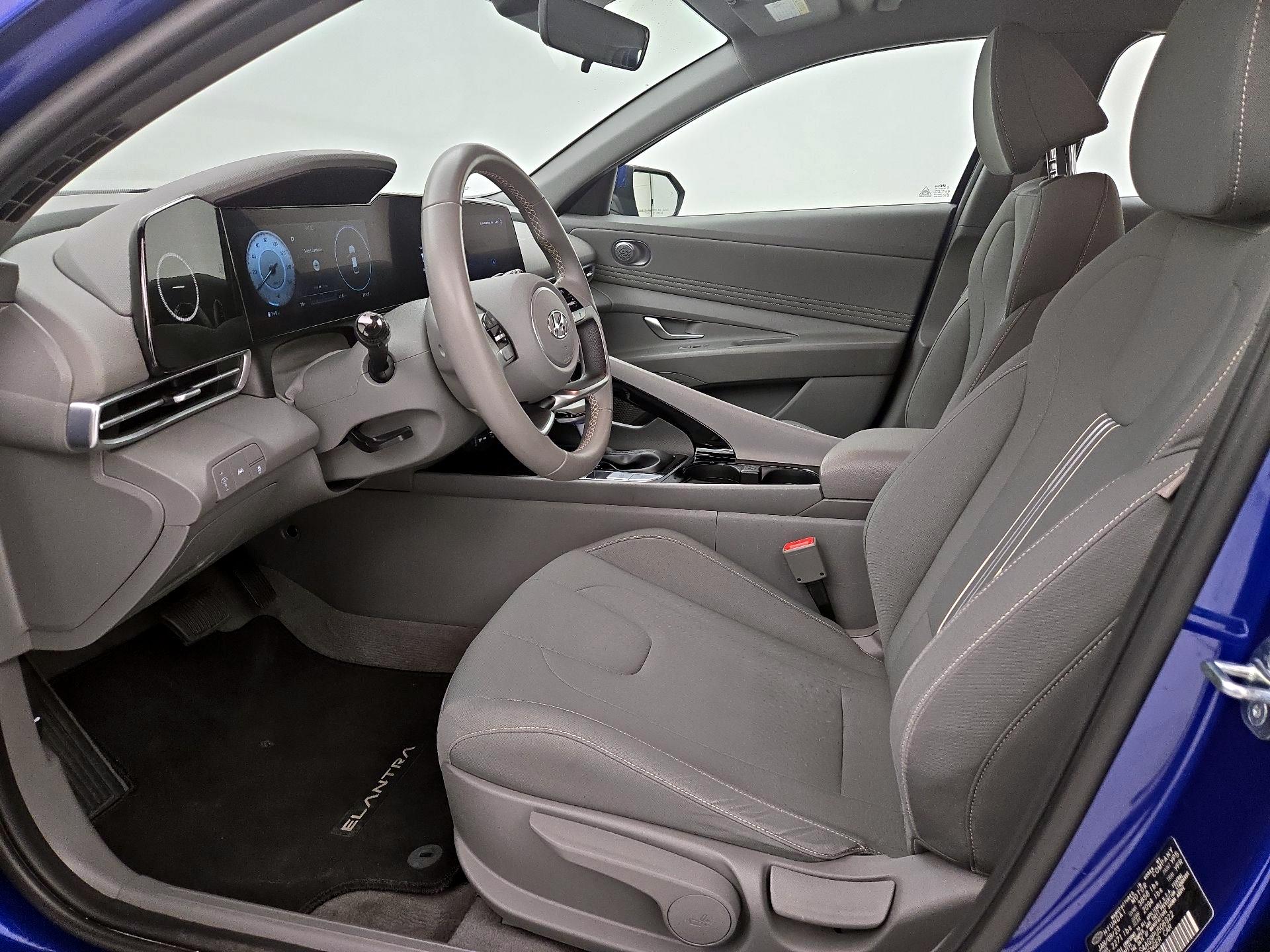 Thumbnail: 2023 Hyundai Elantra - 11