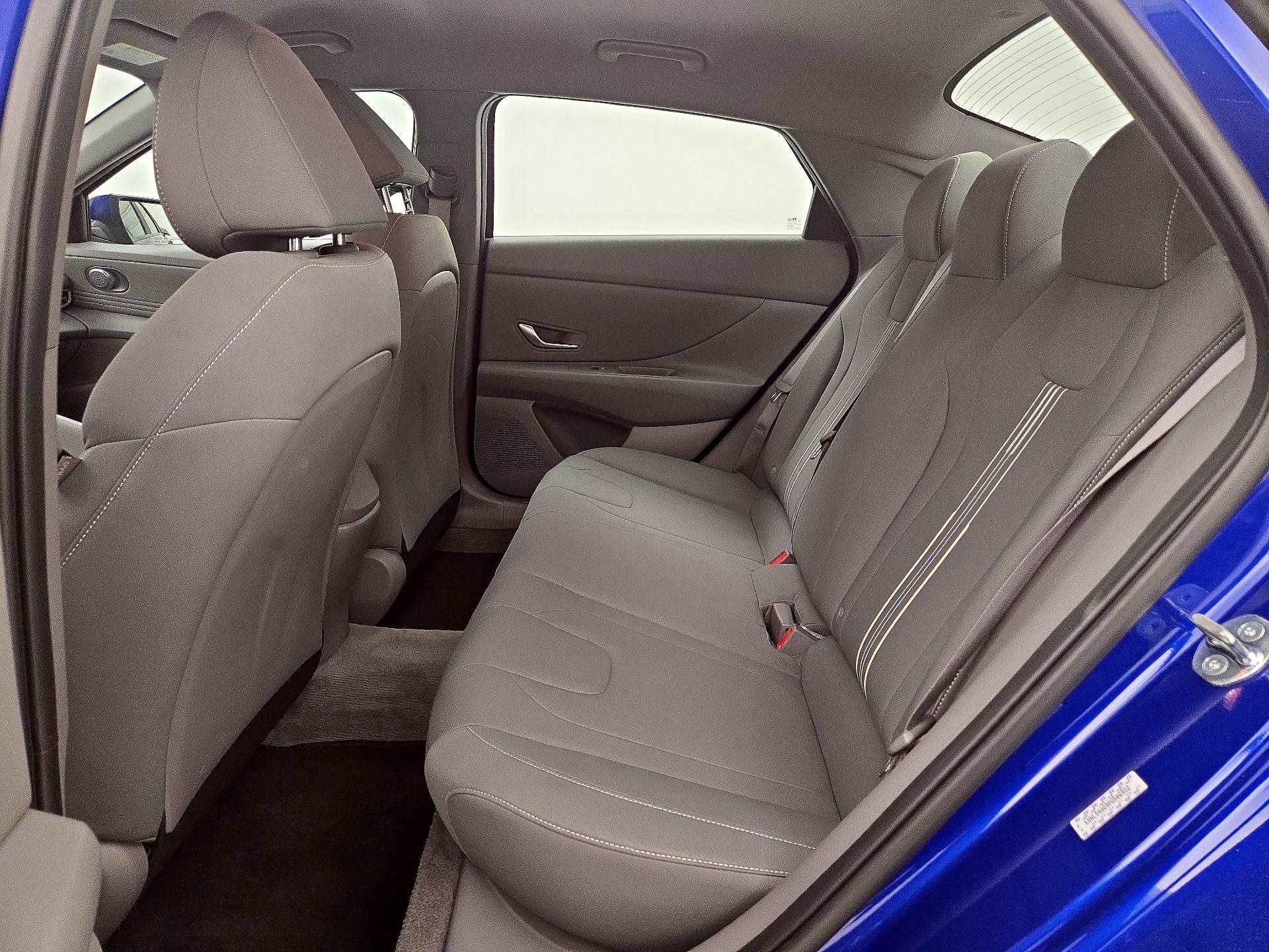 Thumbnail: 2023 Hyundai Elantra - 19