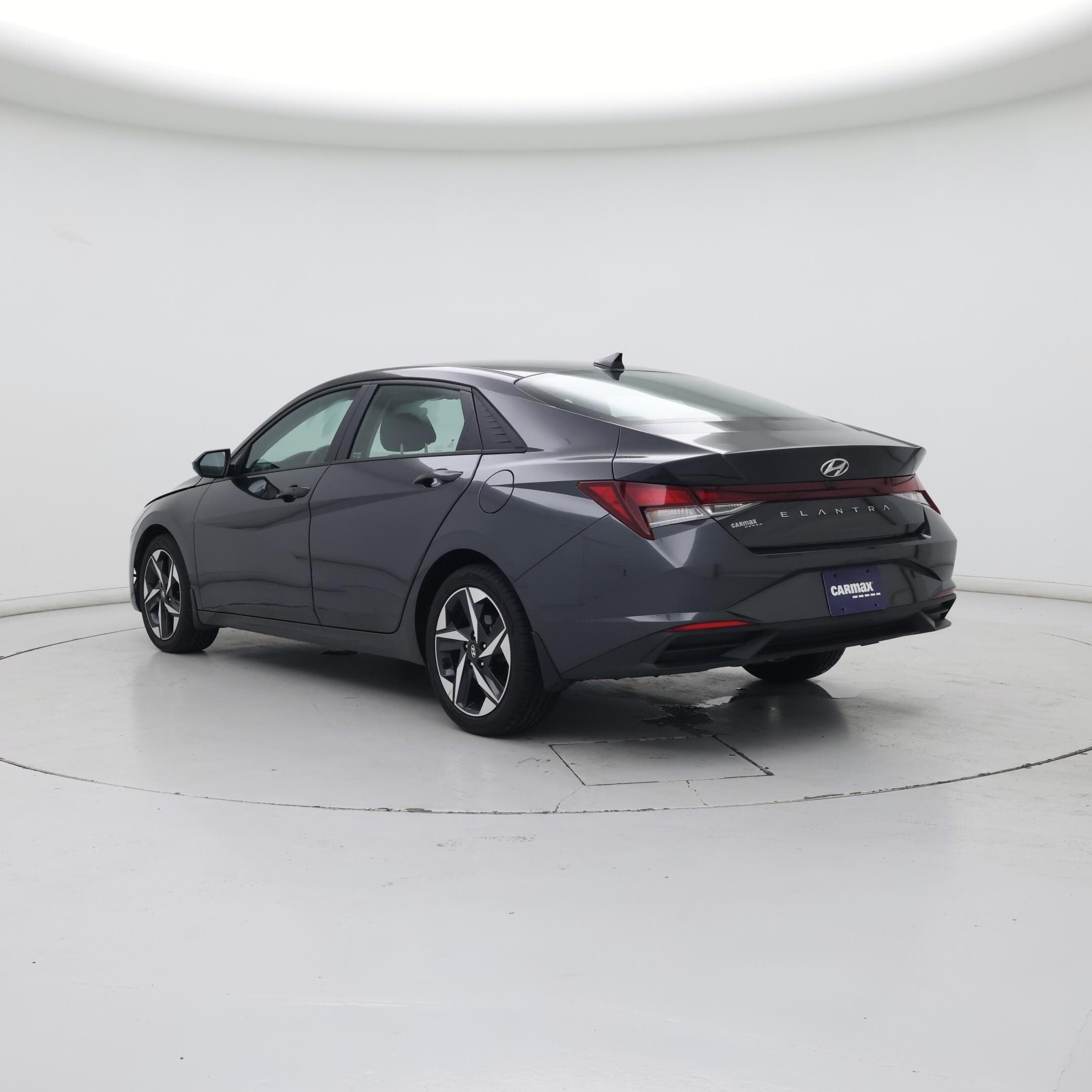 Thumbnail: 2023 Hyundai Elantra - 2