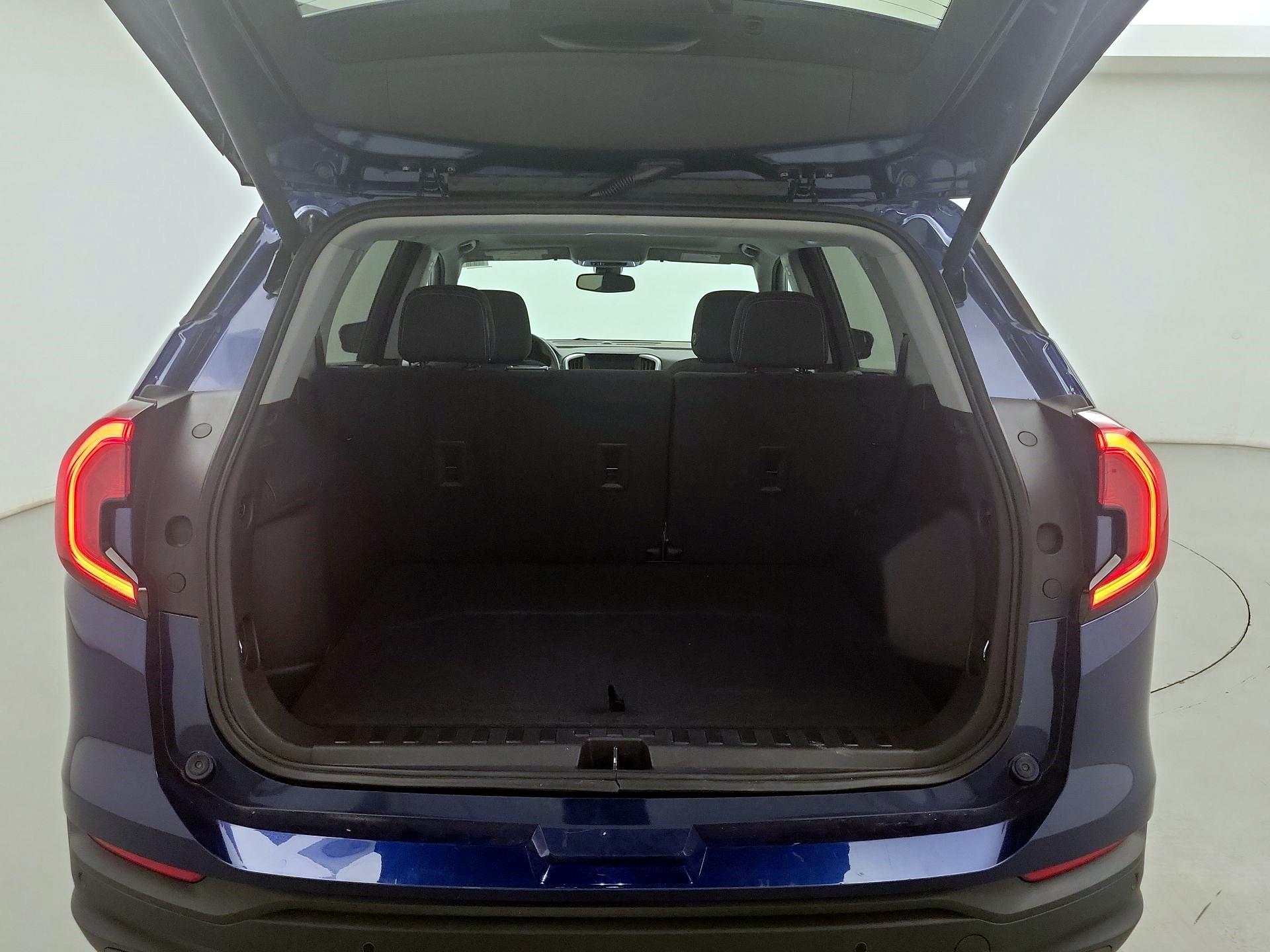 Thumbnail: 2022 GMC Terrain - 20