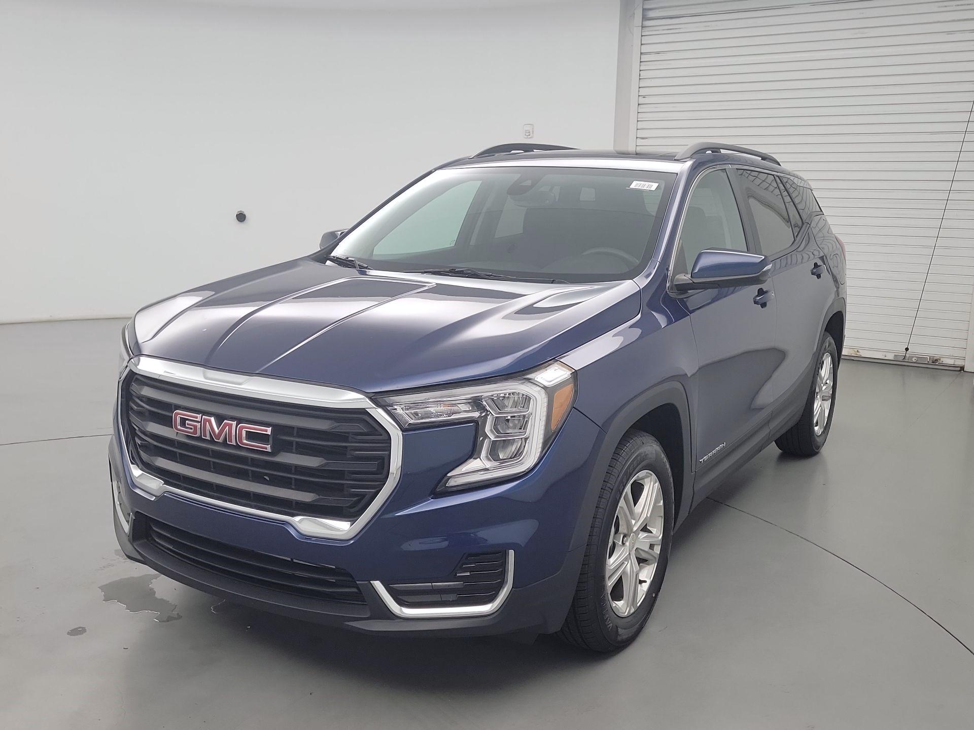 Thumbnail: 2022 GMC Terrain - 3