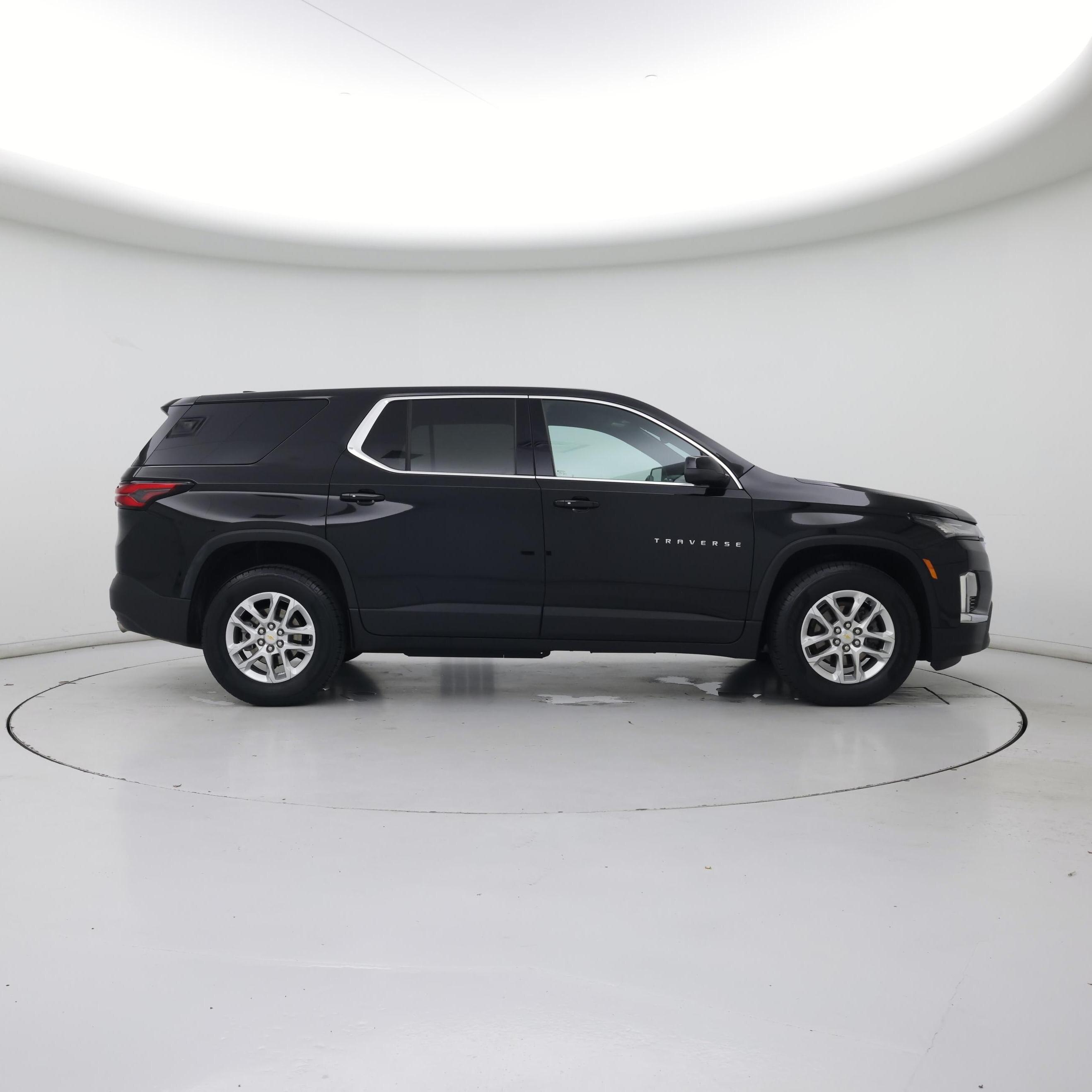Thumbnail: 2023 Chevrolet Traverse - 7