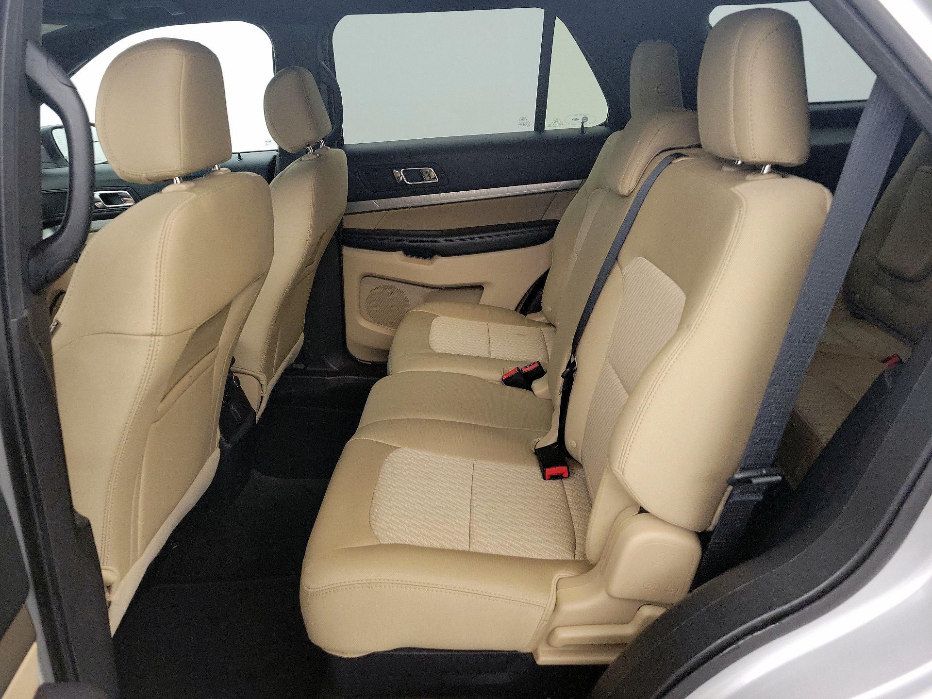 Thumbnail: 2016 Ford Explorer - 19