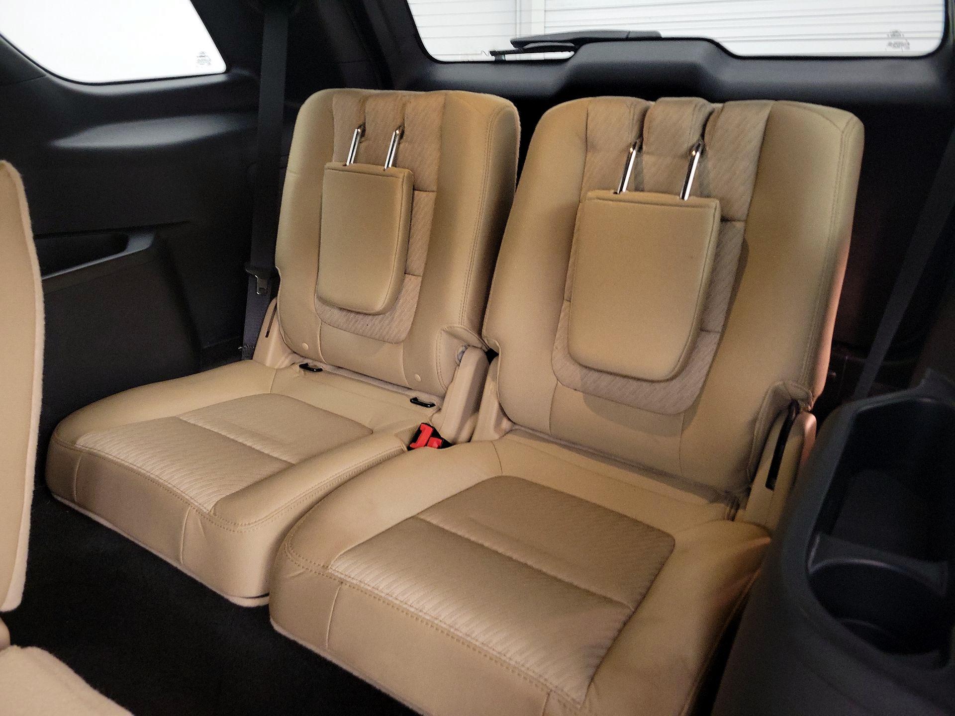 Thumbnail: 2016 Ford Explorer - 20