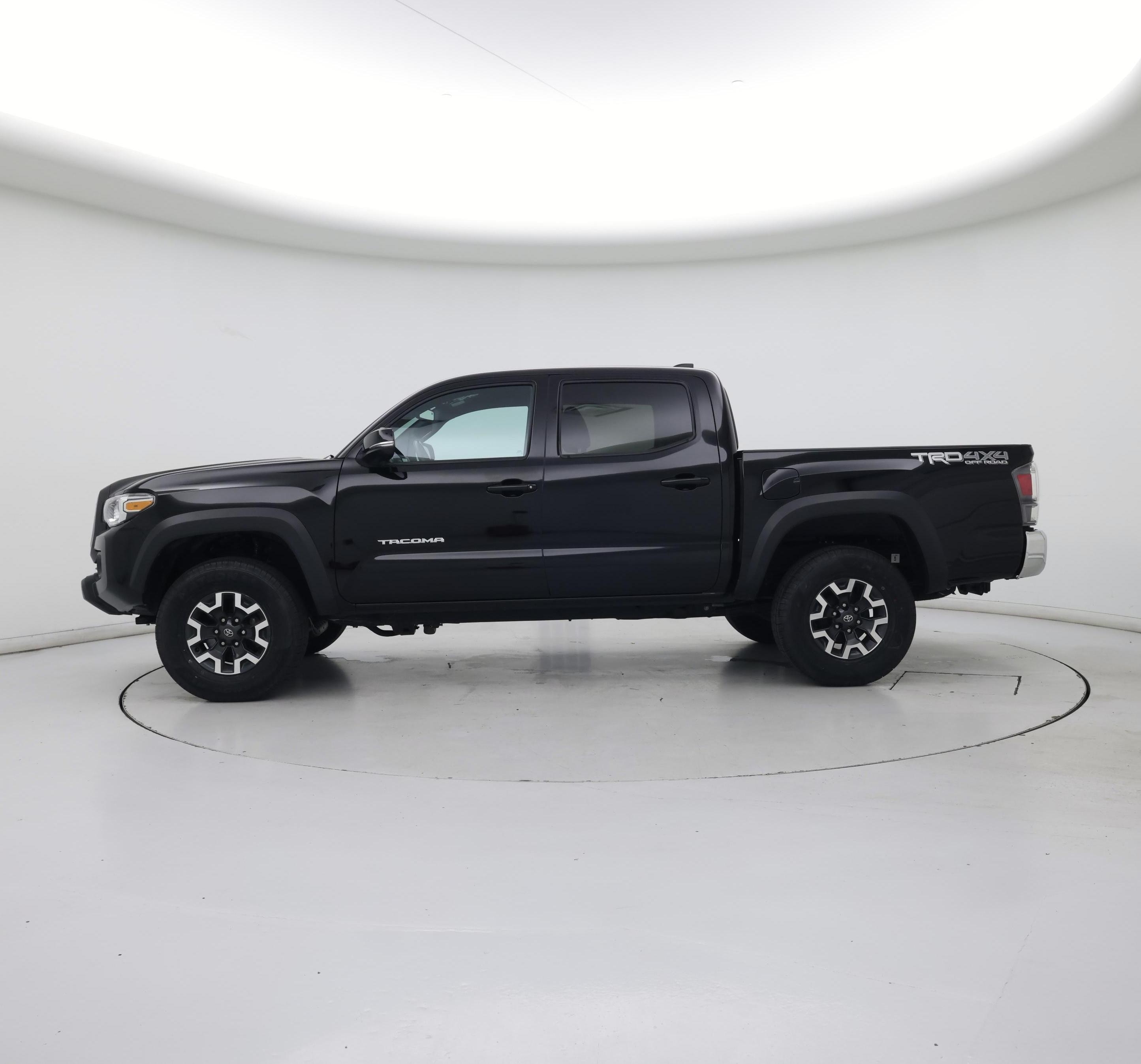 Thumbnail: 2023 Toyota Tacoma - 3