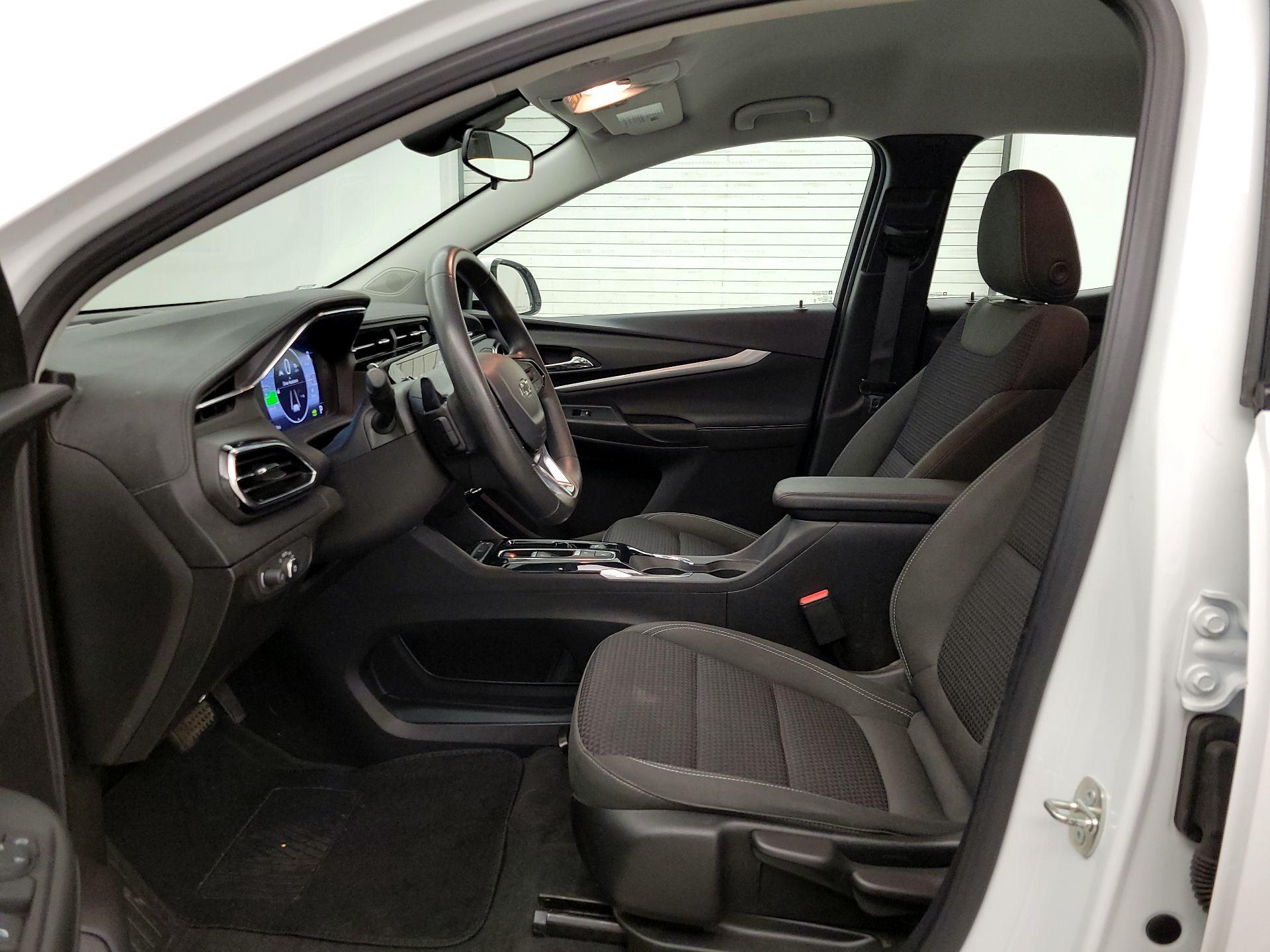 Thumbnail: 2023 Chevrolet Bolt EUV - 11
