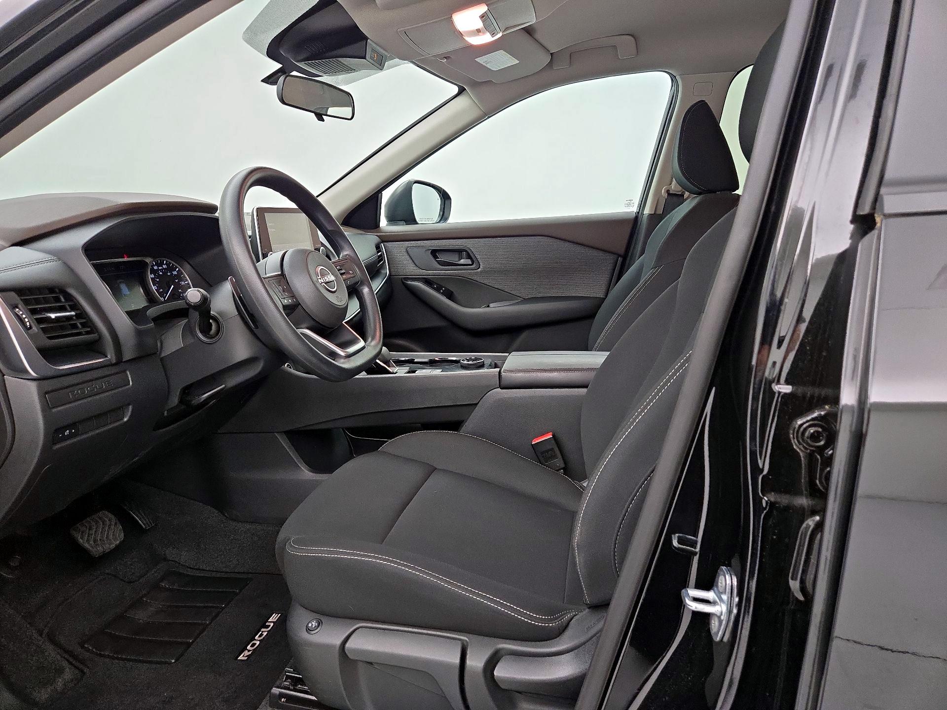 Thumbnail: 2023 Nissan Rogue - 11
