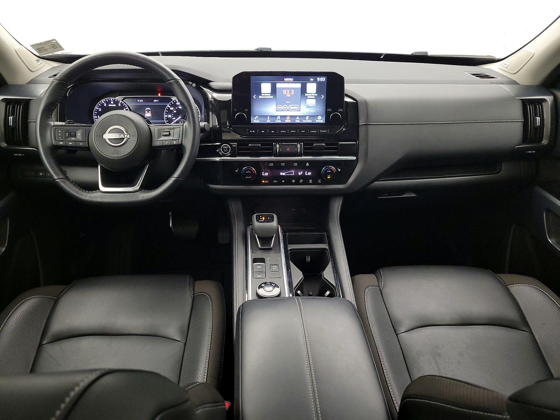 Thumbnail: 2023 Nissan Pathfinder - 9