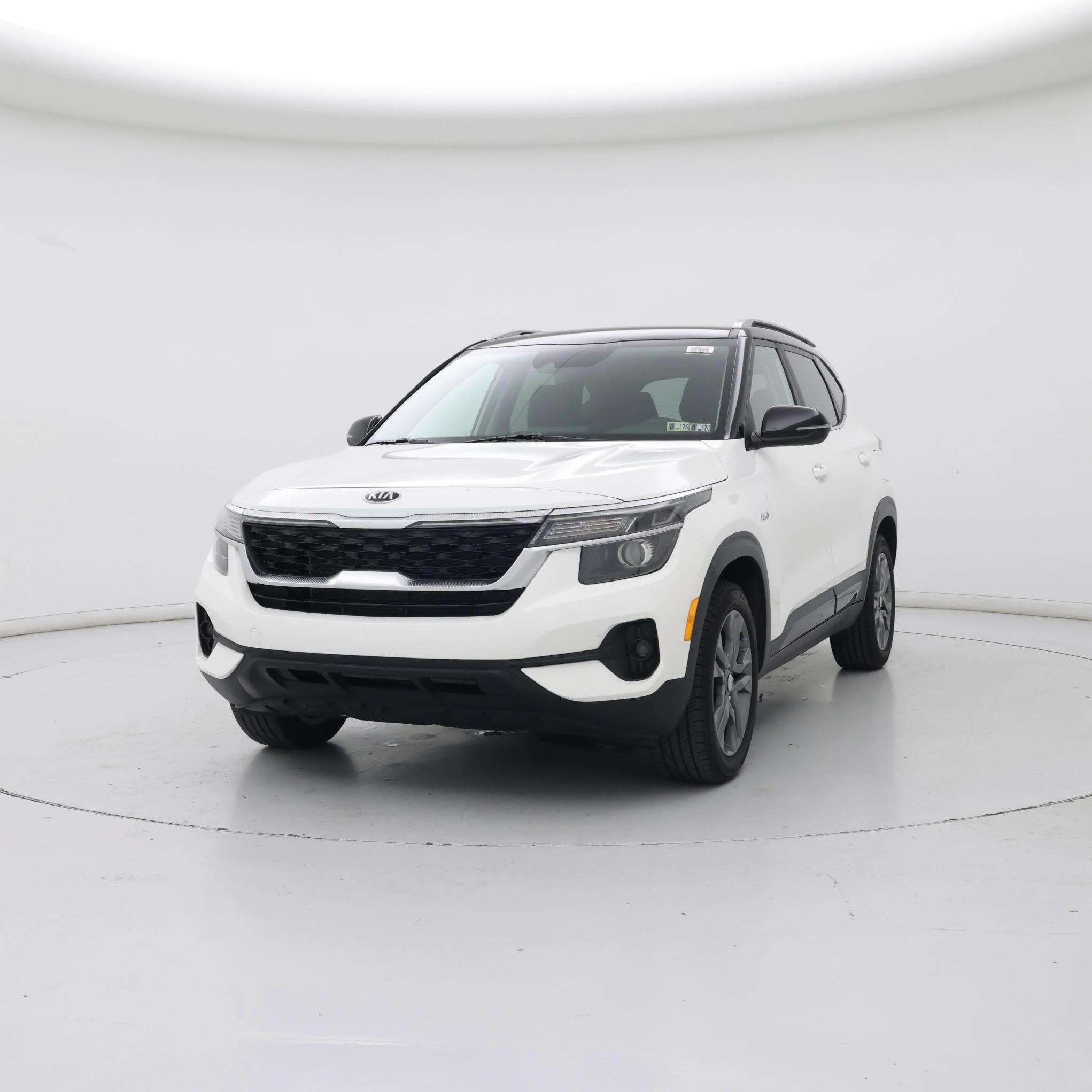 Thumbnail: 2021 Kia Seltos - 4