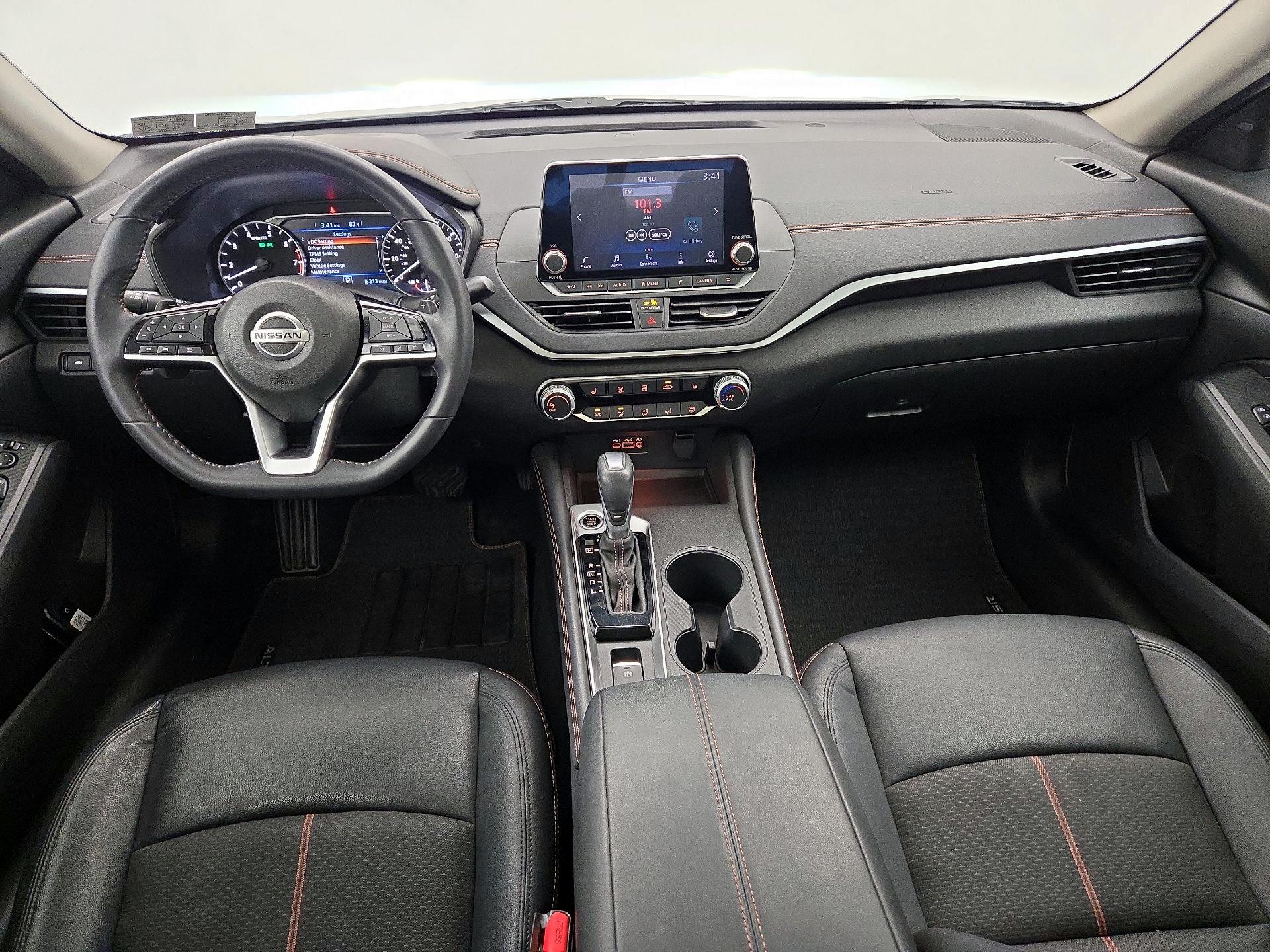 Thumbnail: 2020 Nissan Altima - 9