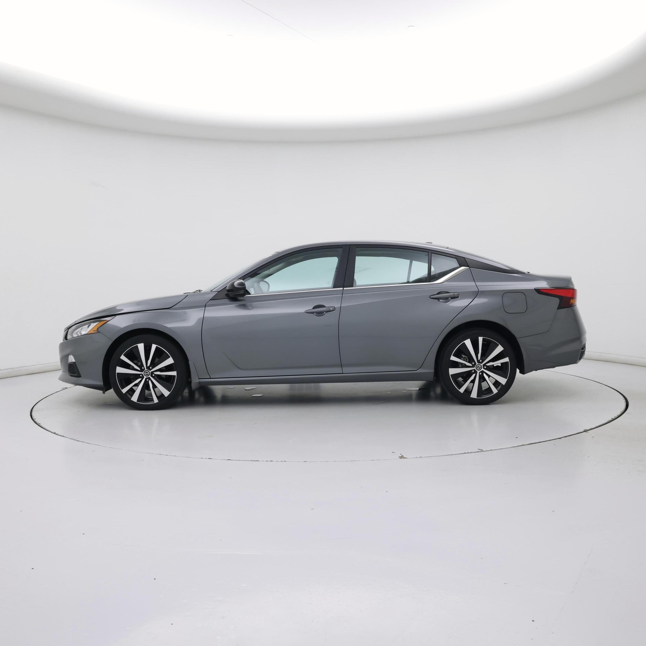 Thumbnail: 2020 Nissan Altima - 3
