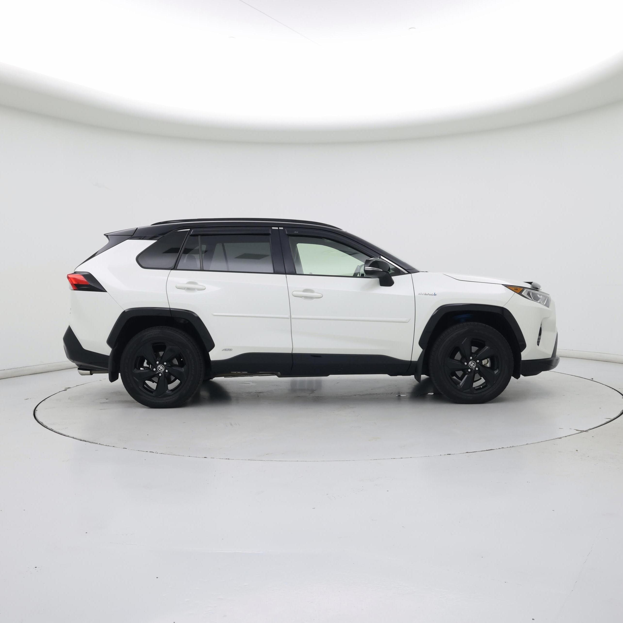 Thumbnail: 2020 Toyota RAV4 - 7