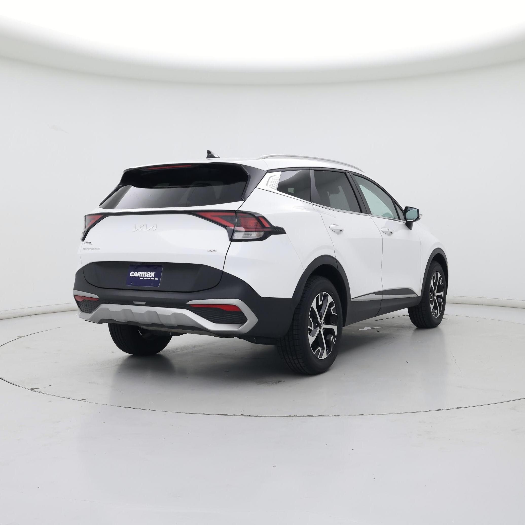 Thumbnail: 2023 Kia Sportage - 8