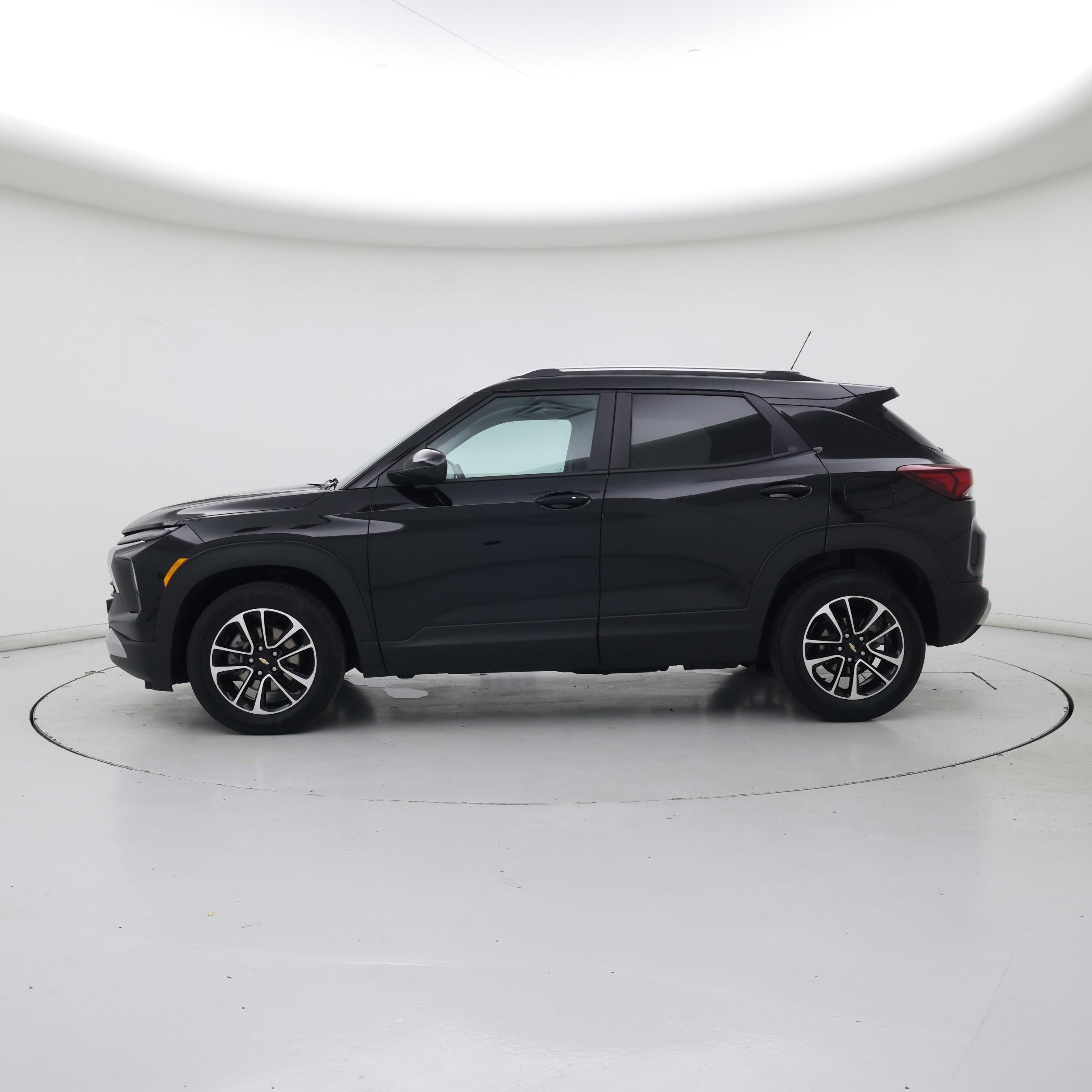 Thumbnail: 2024 Chevrolet TrailBlazer - 3