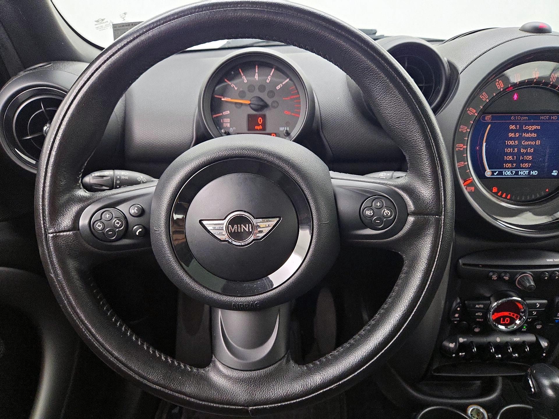 Thumbnail: 2015 MINI Cooper Countryman - 10