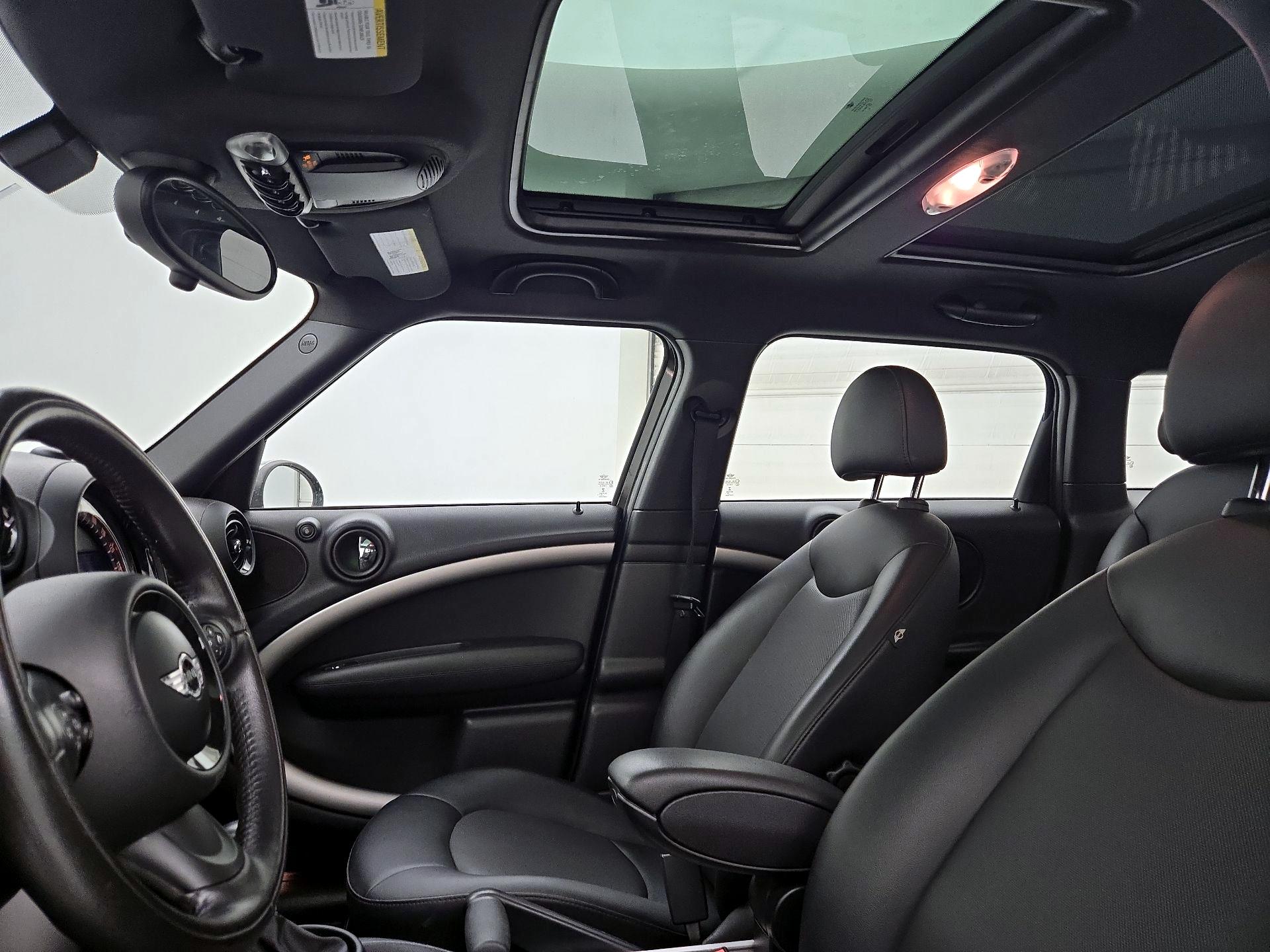 Thumbnail: 2015 MINI Cooper Countryman - 18