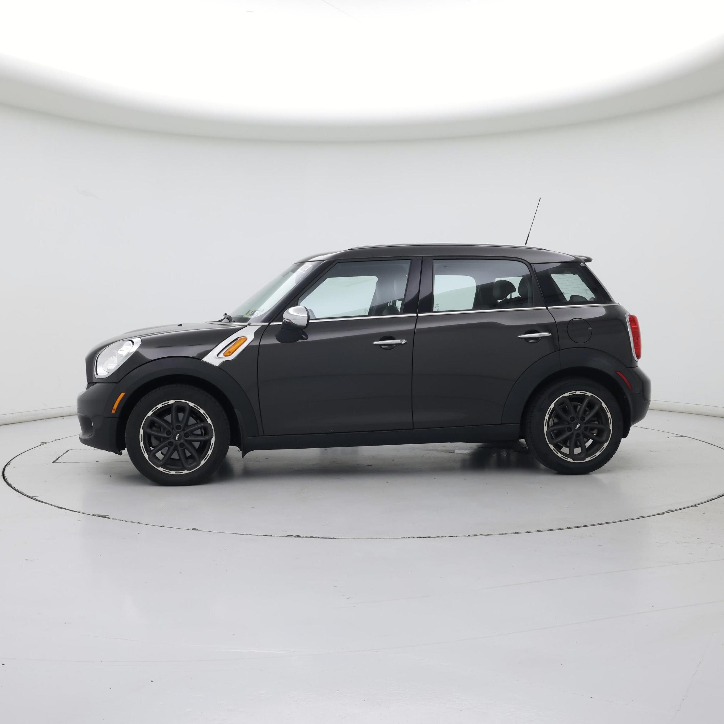 Thumbnail: 2015 MINI Cooper Countryman - 3