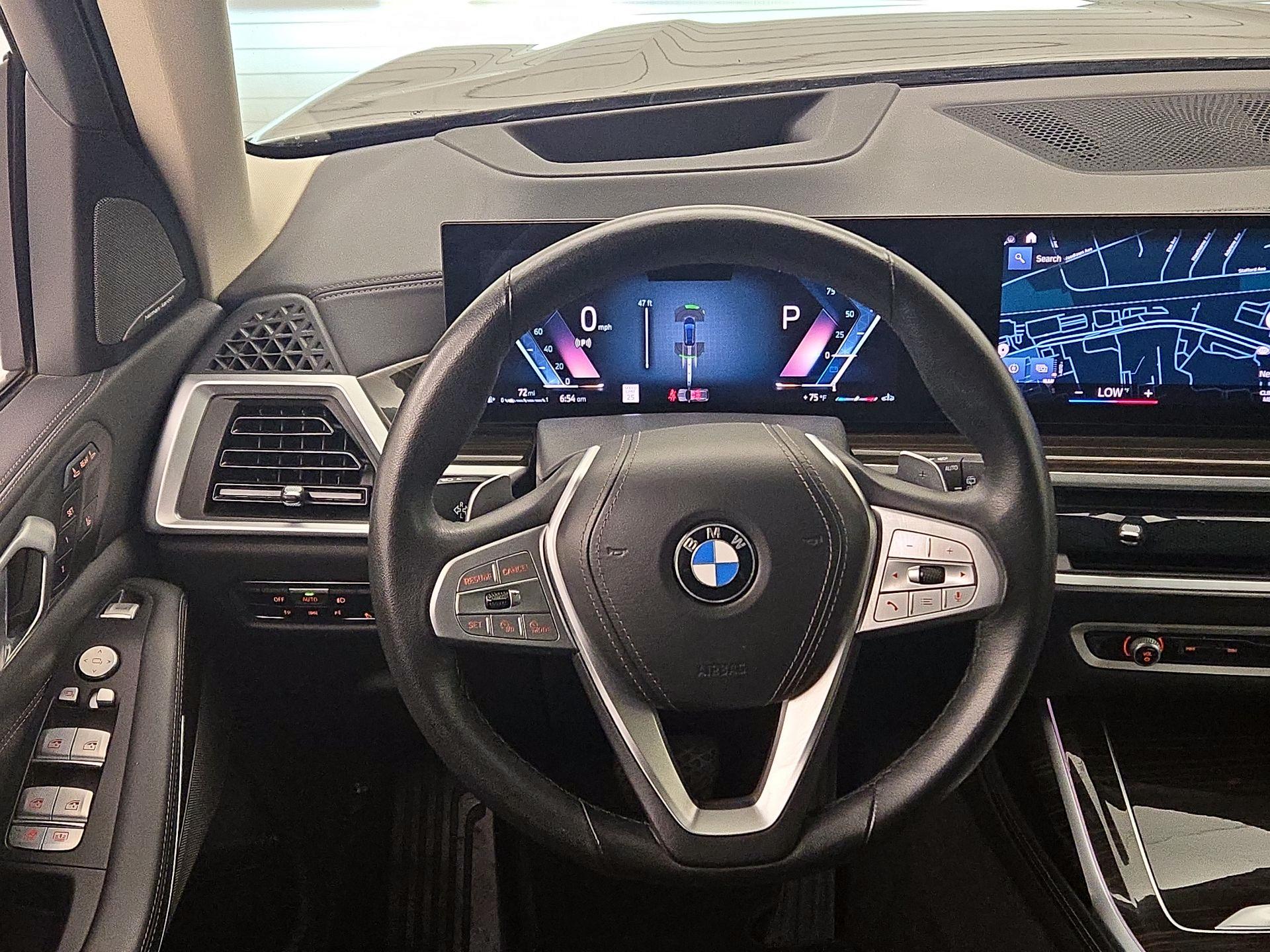 Thumbnail: 2023 BMW X7 - 10