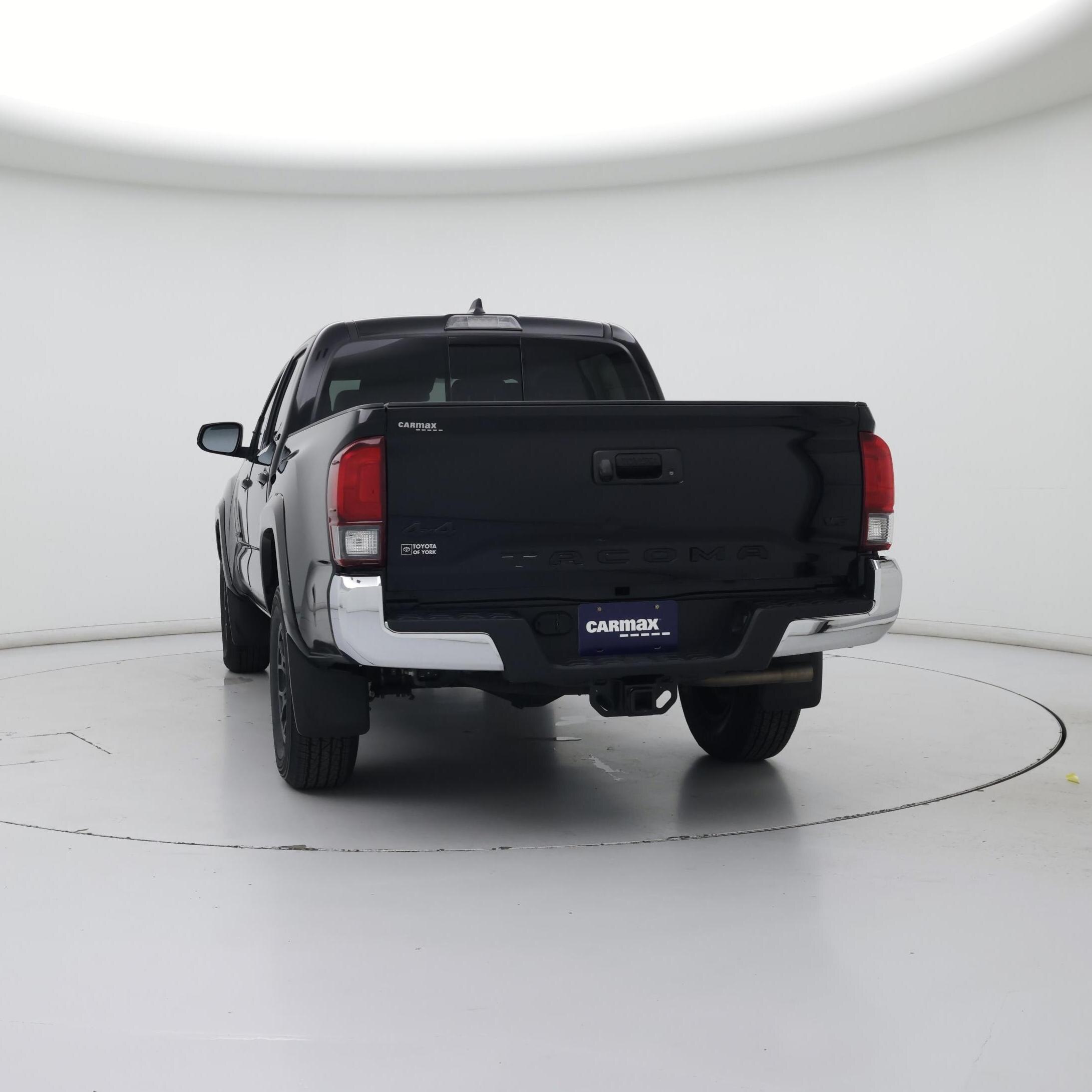 Thumbnail: 2022 Toyota Tacoma - 6
