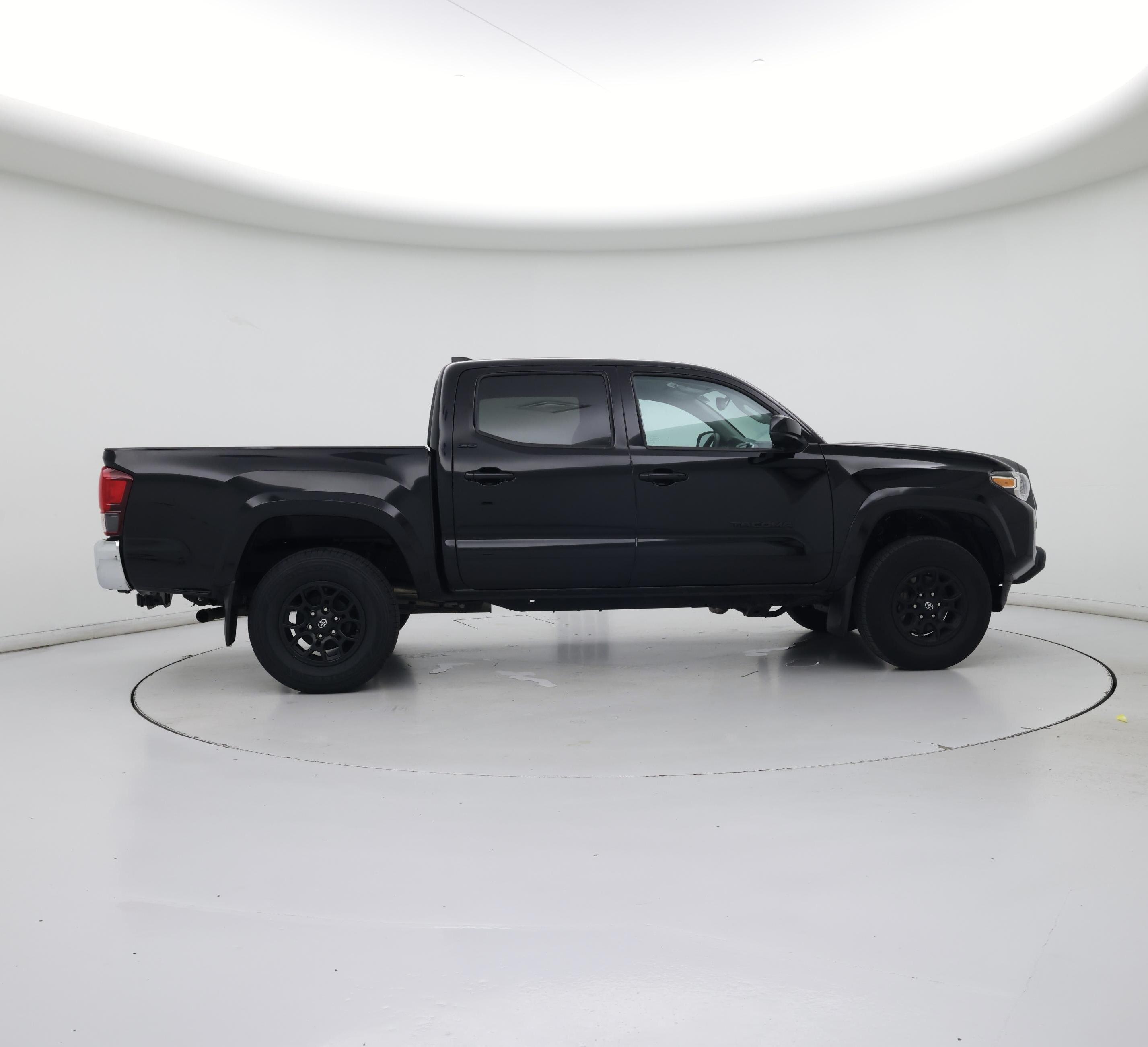 Thumbnail: 2022 Toyota Tacoma - 7