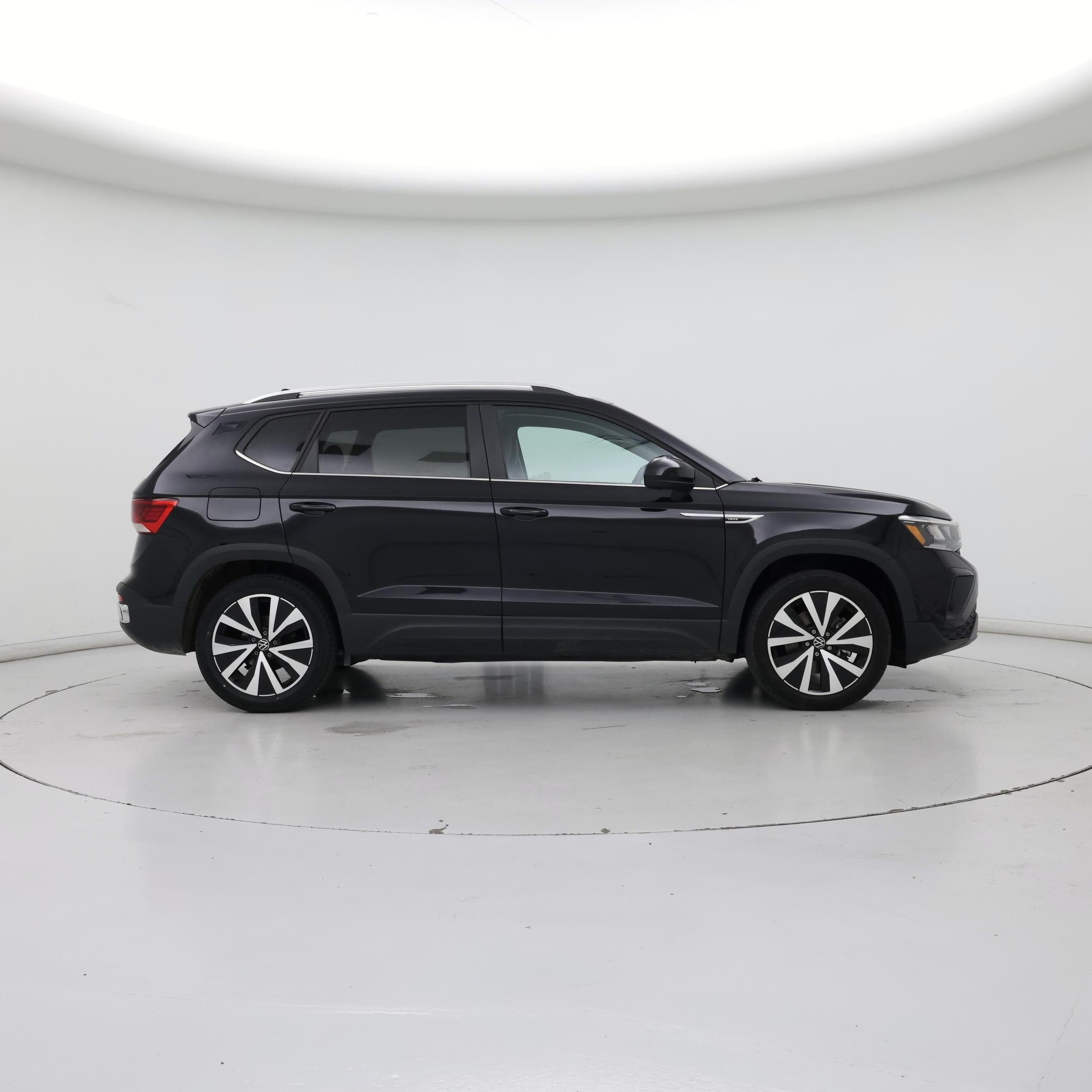 Thumbnail: 2022 Volkswagen Taos - 7