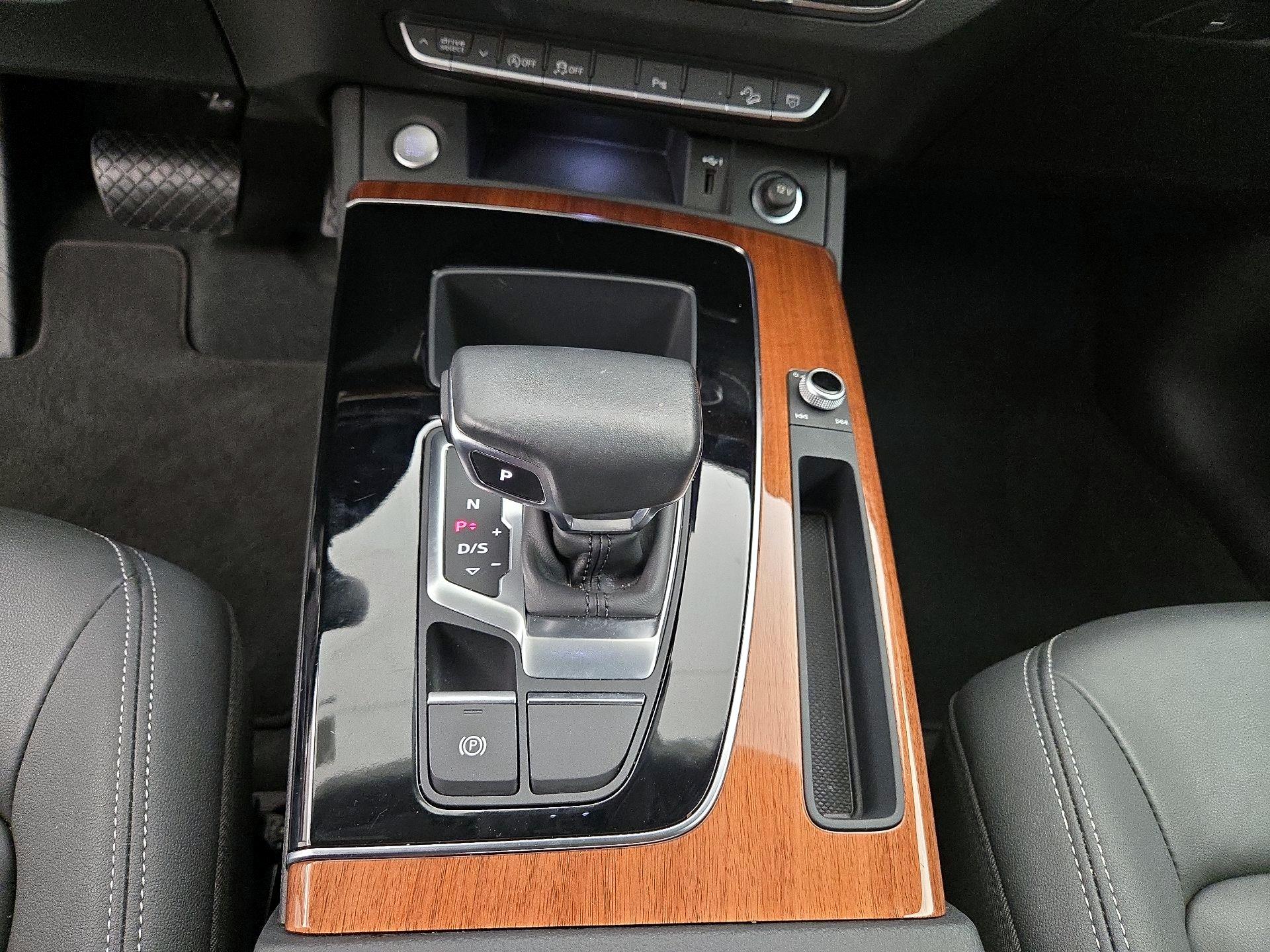 Thumbnail: 2021 Audi Q5 - 18