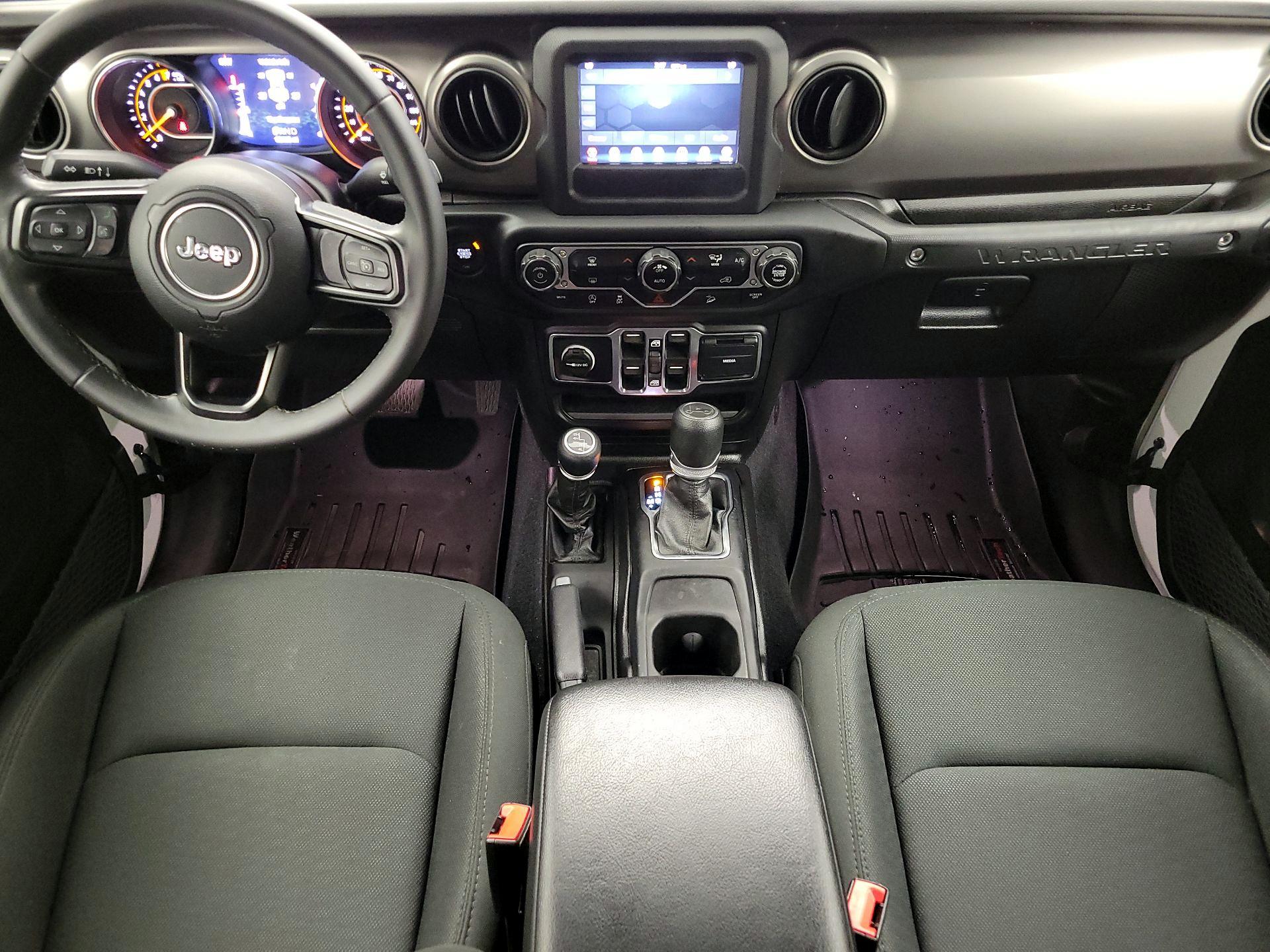 Thumbnail: 2019 Jeep Wrangler - 9