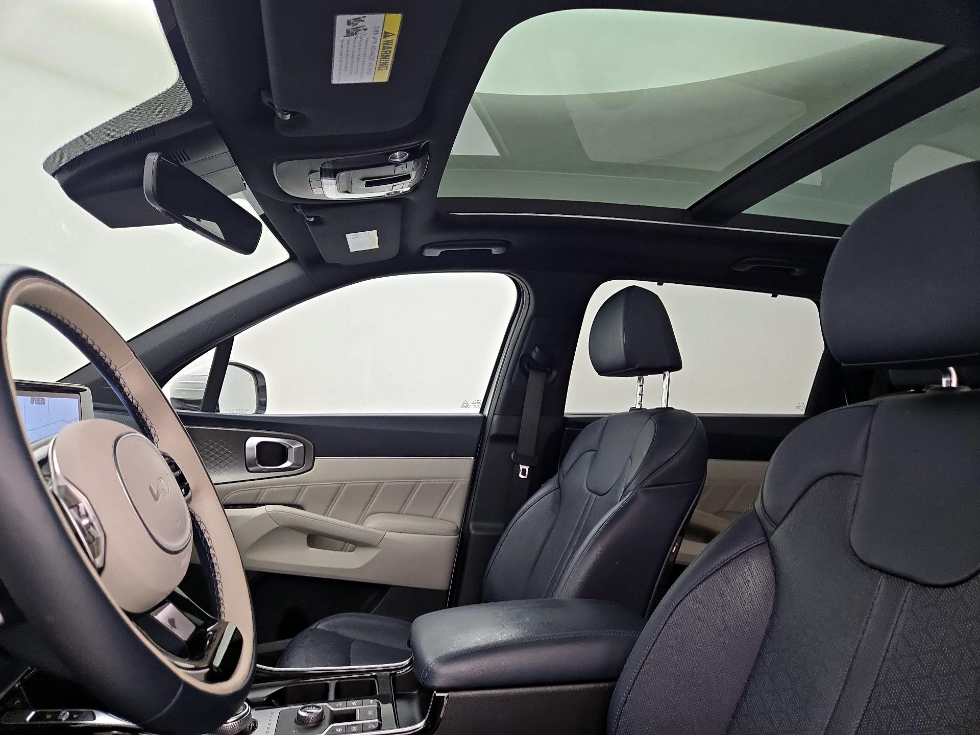 Thumbnail: 2023 Kia Sorento - 20