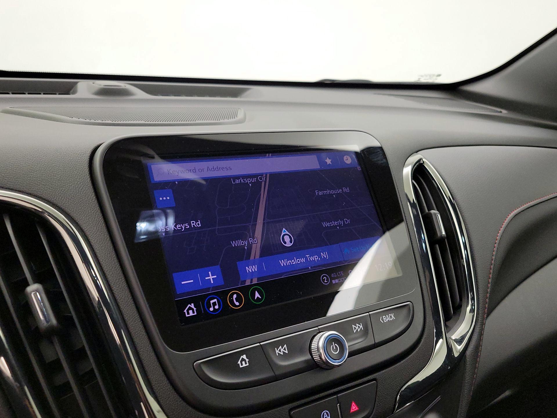 Thumbnail: 2022 Chevrolet Equinox - 14