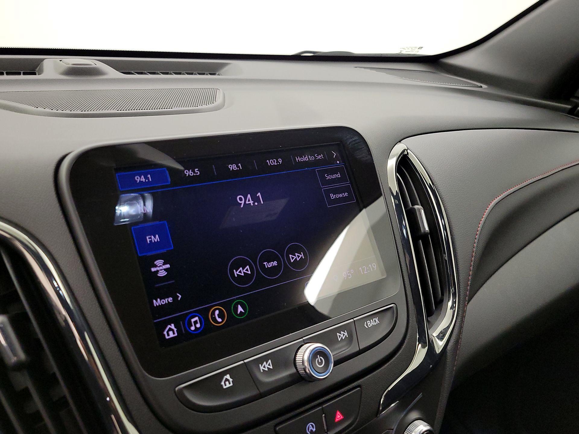 Thumbnail: 2022 Chevrolet Equinox - 16