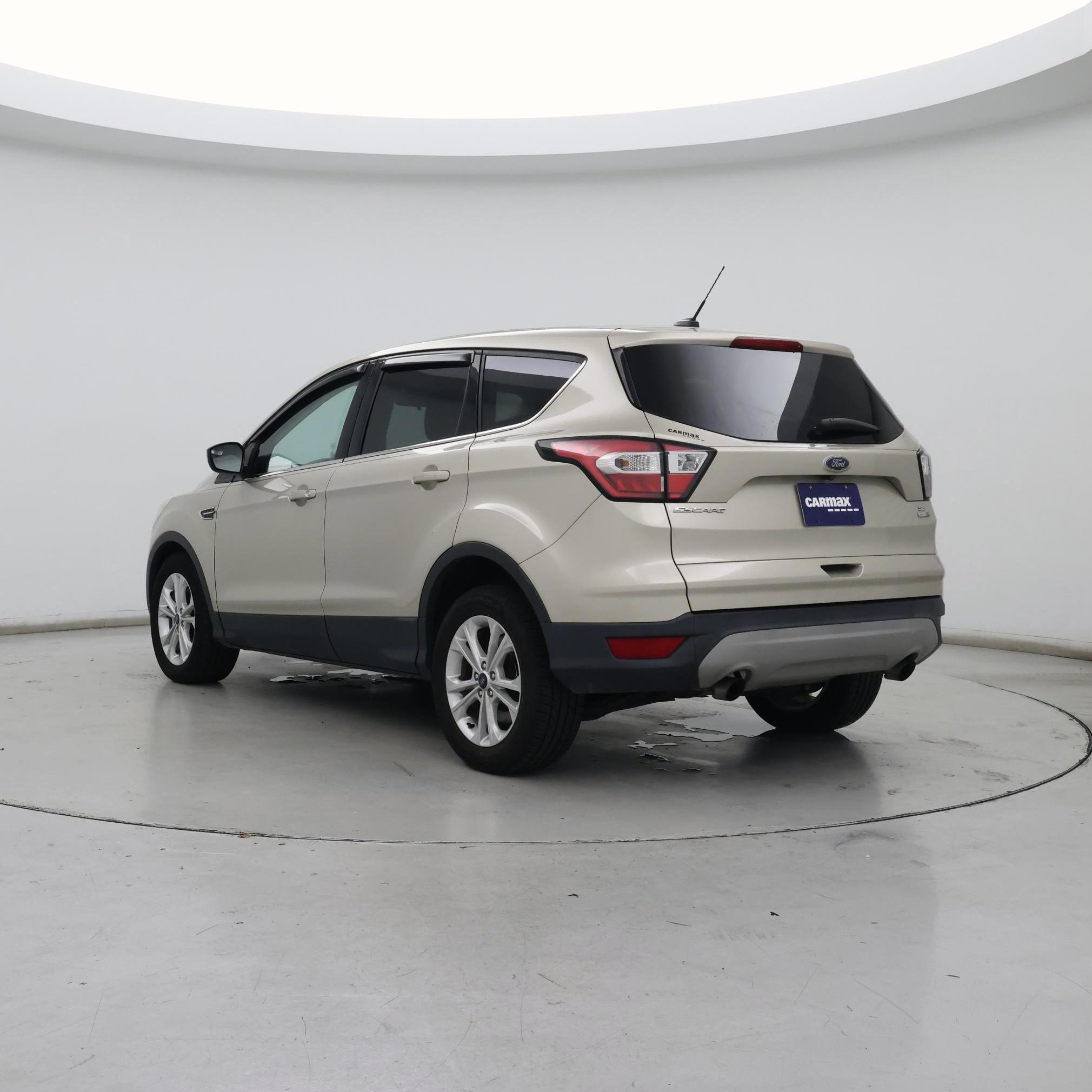 Thumbnail: 2017 Ford Escape - 2