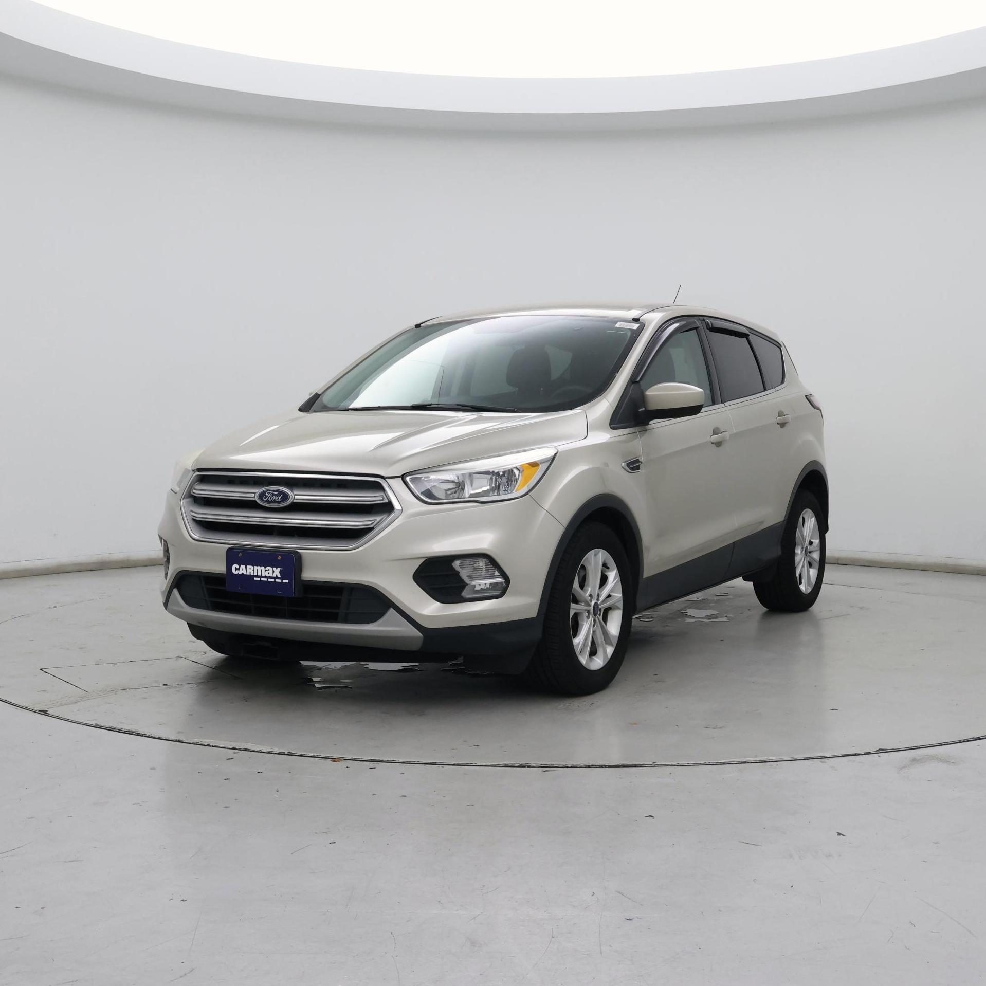 Thumbnail: 2017 Ford Escape - 4