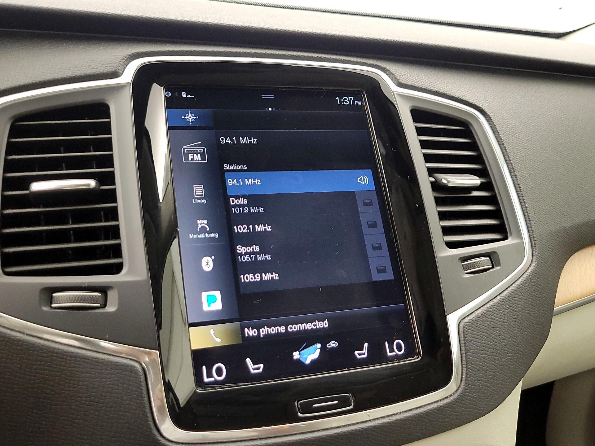 Thumbnail: 2021 Volvo XC90 - 16