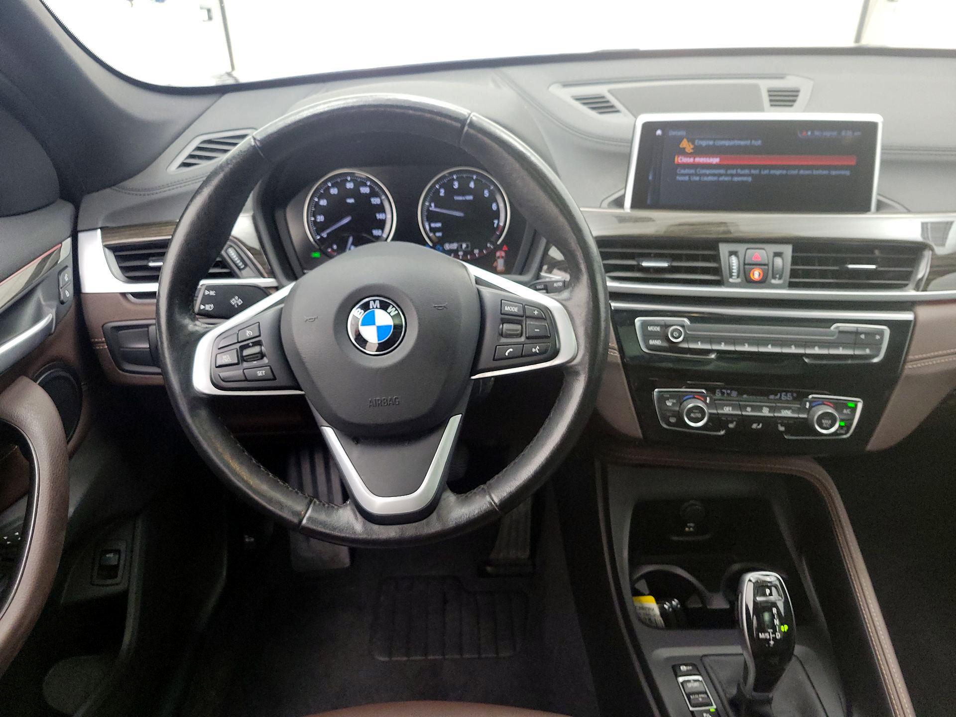 Thumbnail: 2022 BMW X1 - 10