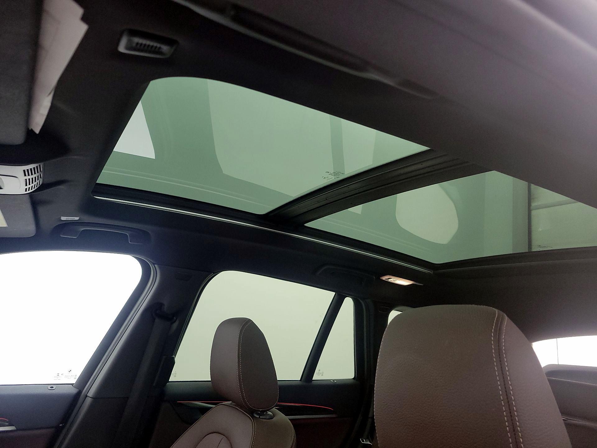 Thumbnail: 2022 BMW X1 - 19