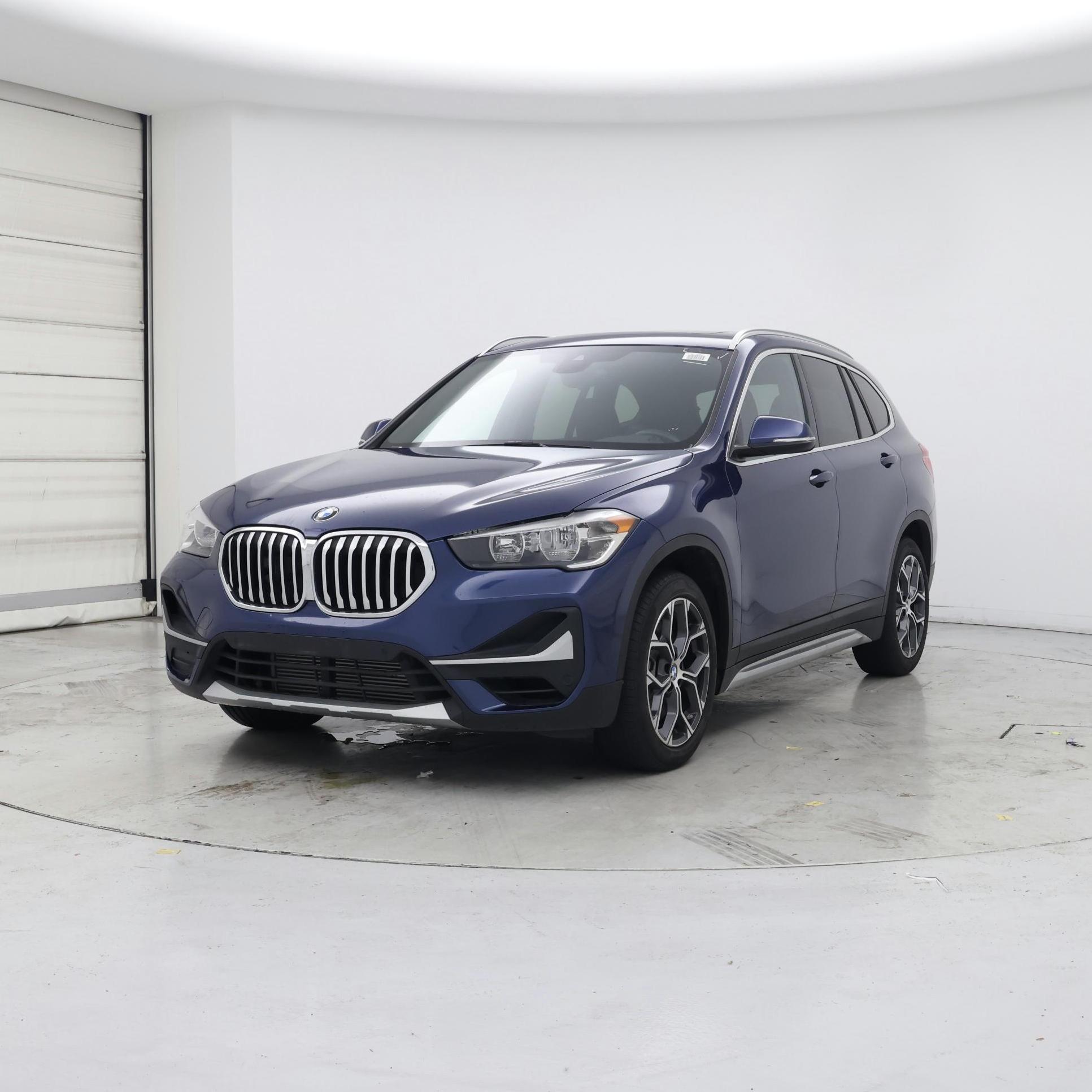 Thumbnail: 2022 BMW X1 - 4