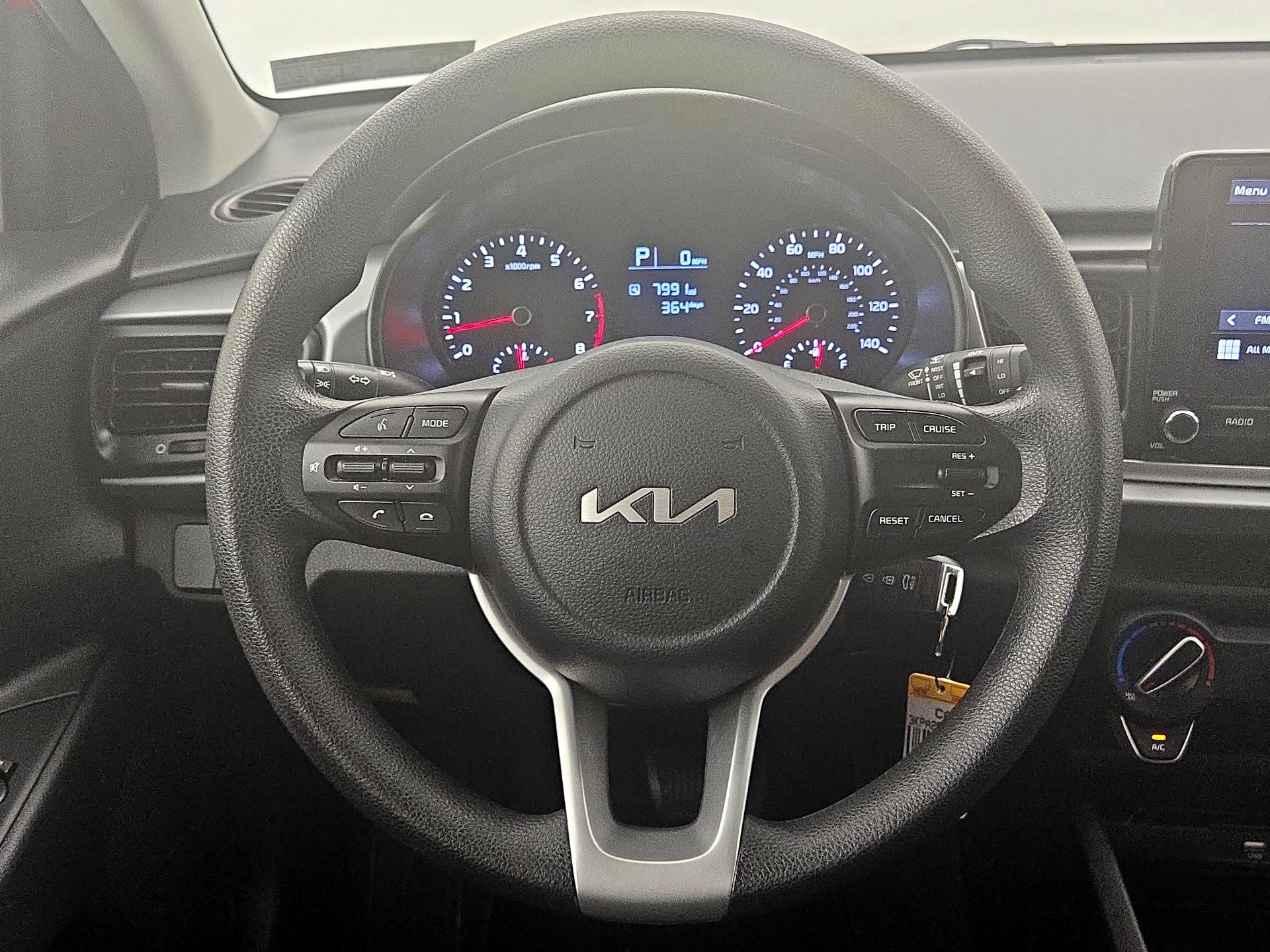 Thumbnail: 2023 Kia Rio - 10