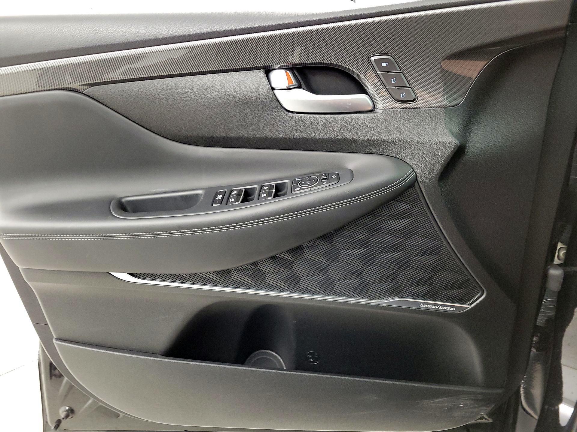 Thumbnail: 2022 Hyundai Santa Fe - 12