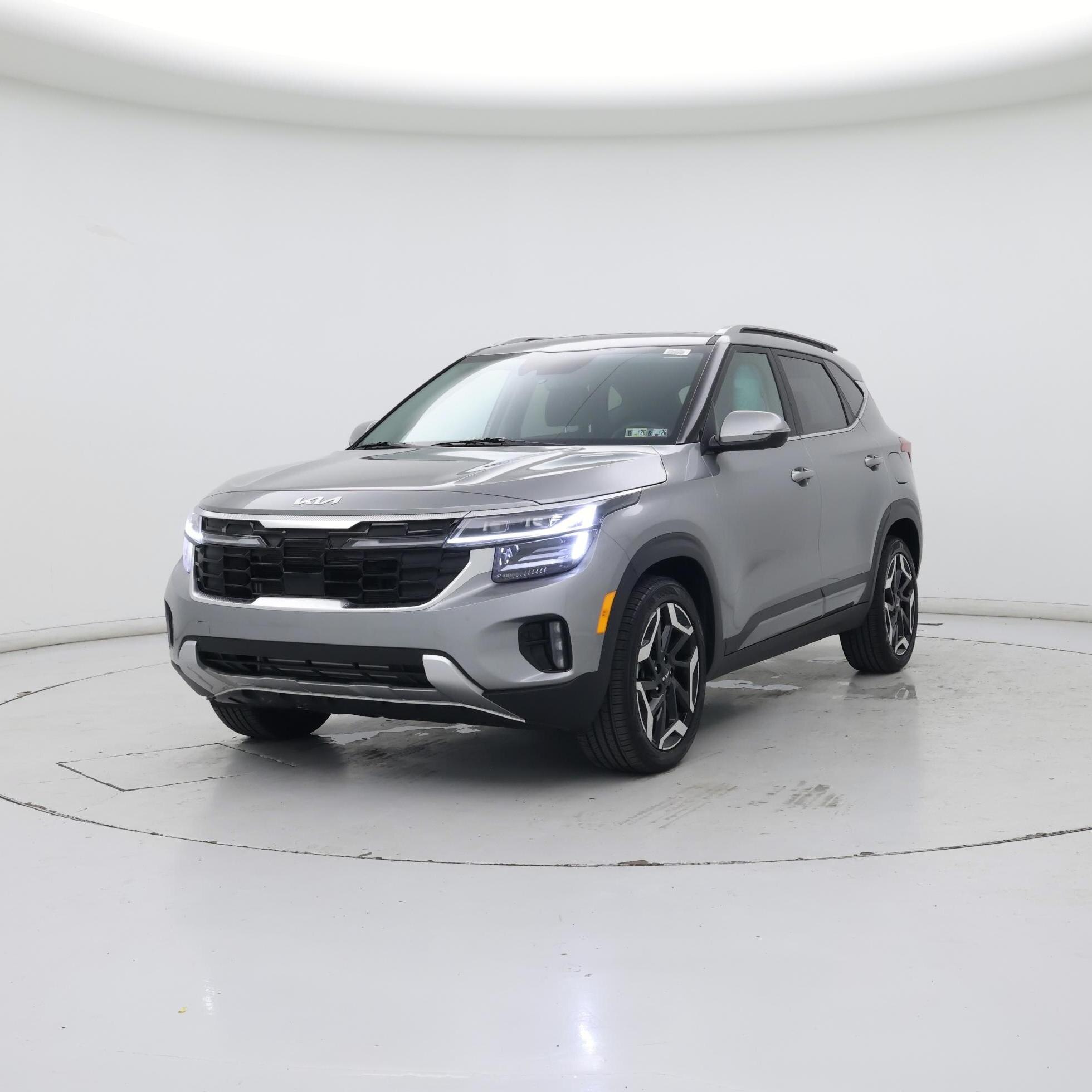 Thumbnail: 2024 Kia Seltos - 4
