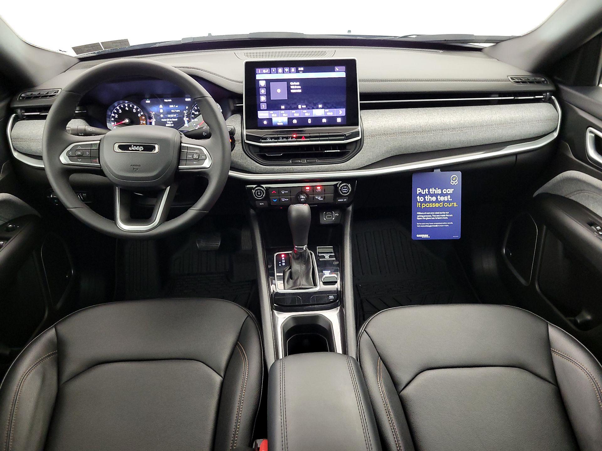 Thumbnail: 2024 Jeep Compass - 9