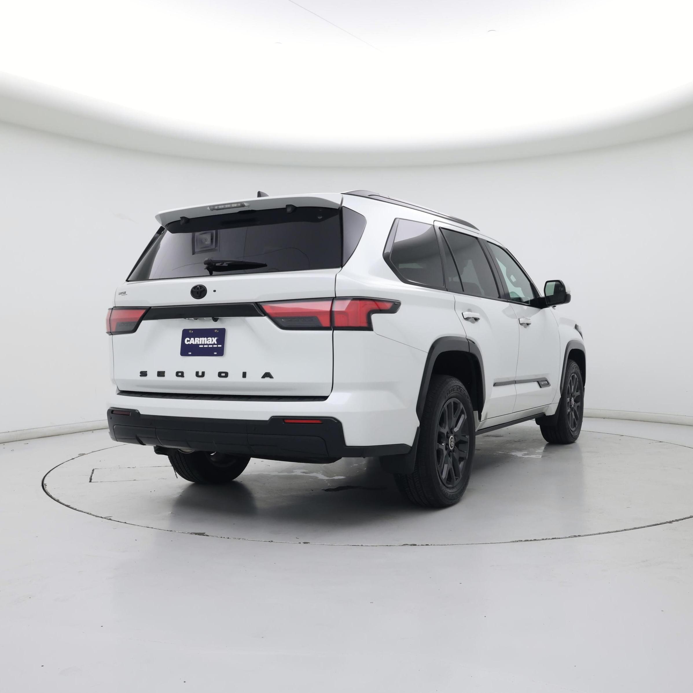 Thumbnail: 2024 Toyota Sequoia - 8